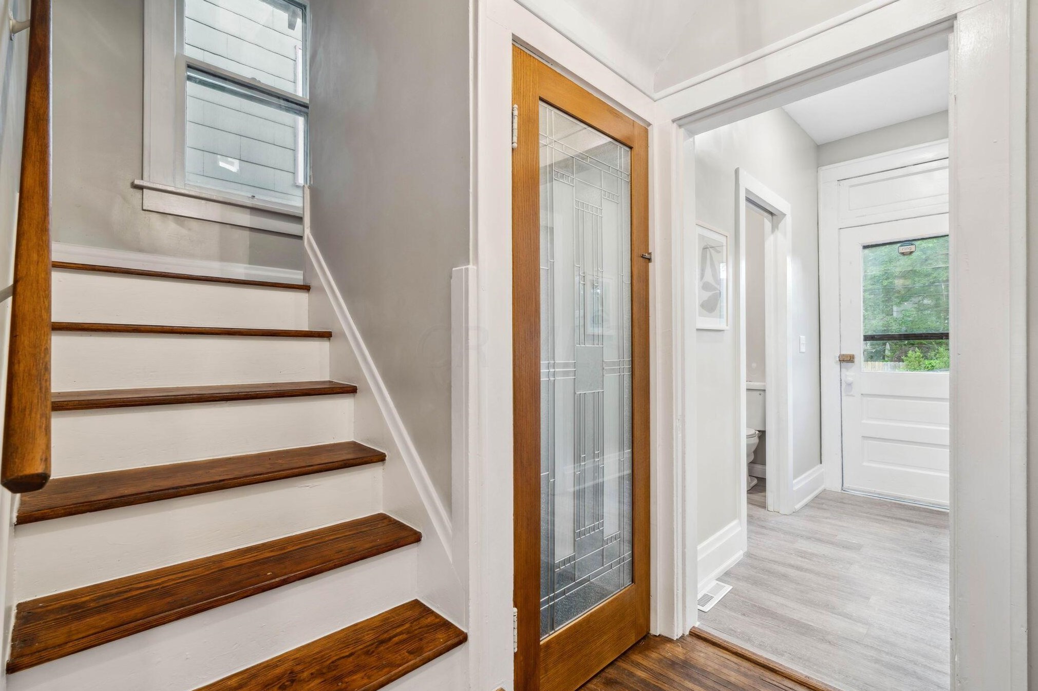 224 Crestview Rd, Columbus OH  43202-2208 exterior