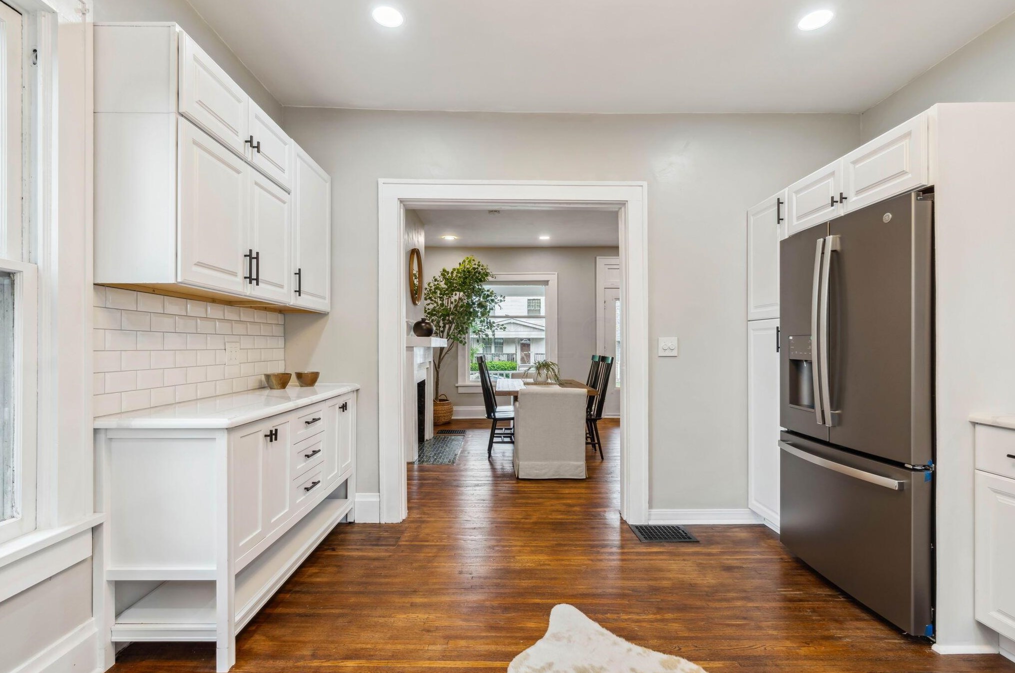 224 Crestview Rd, Columbus OH  43202-2208 exterior