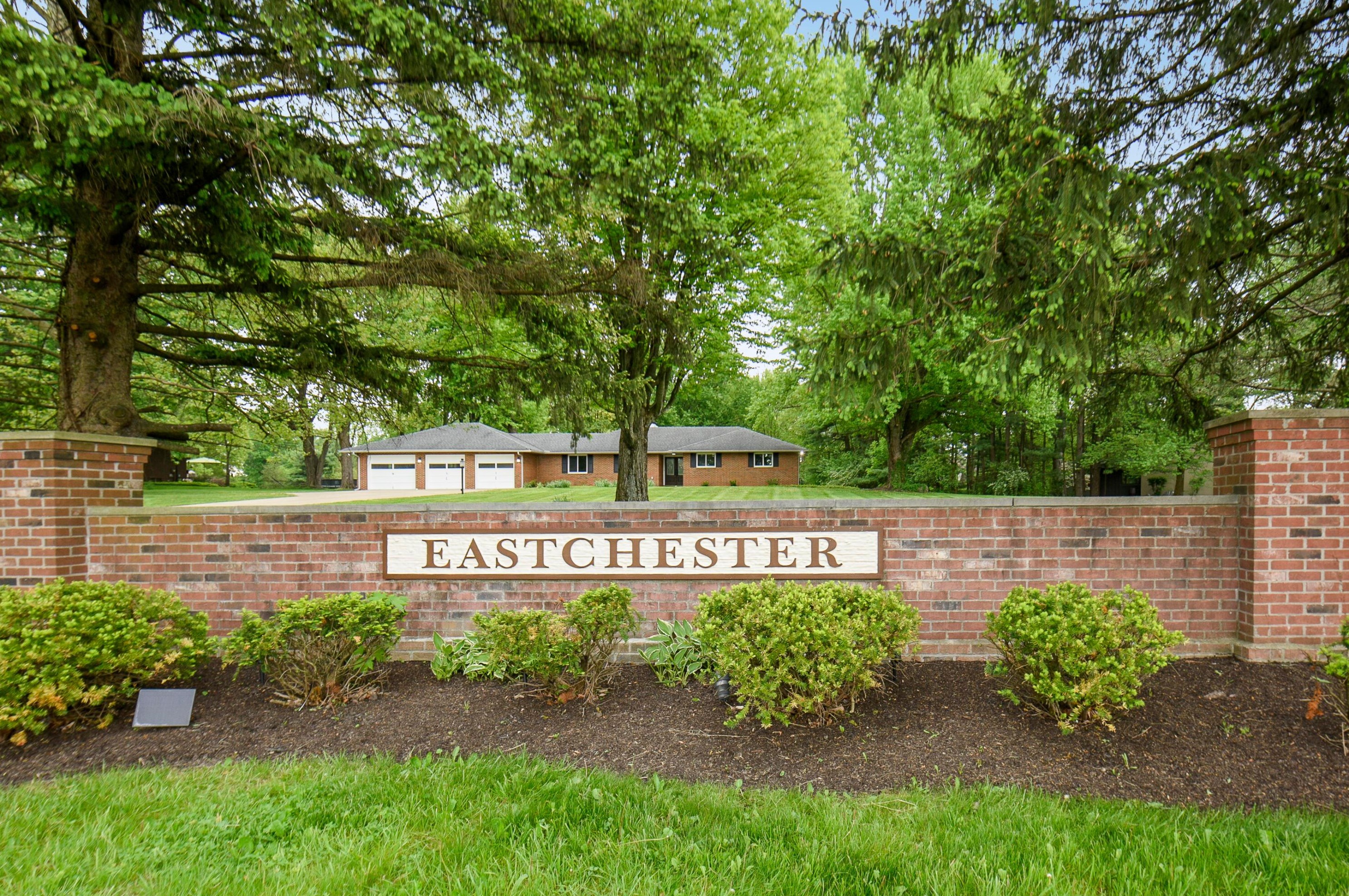 9475 Northchester Dr, Pickerington OH  43147-8971 exterior