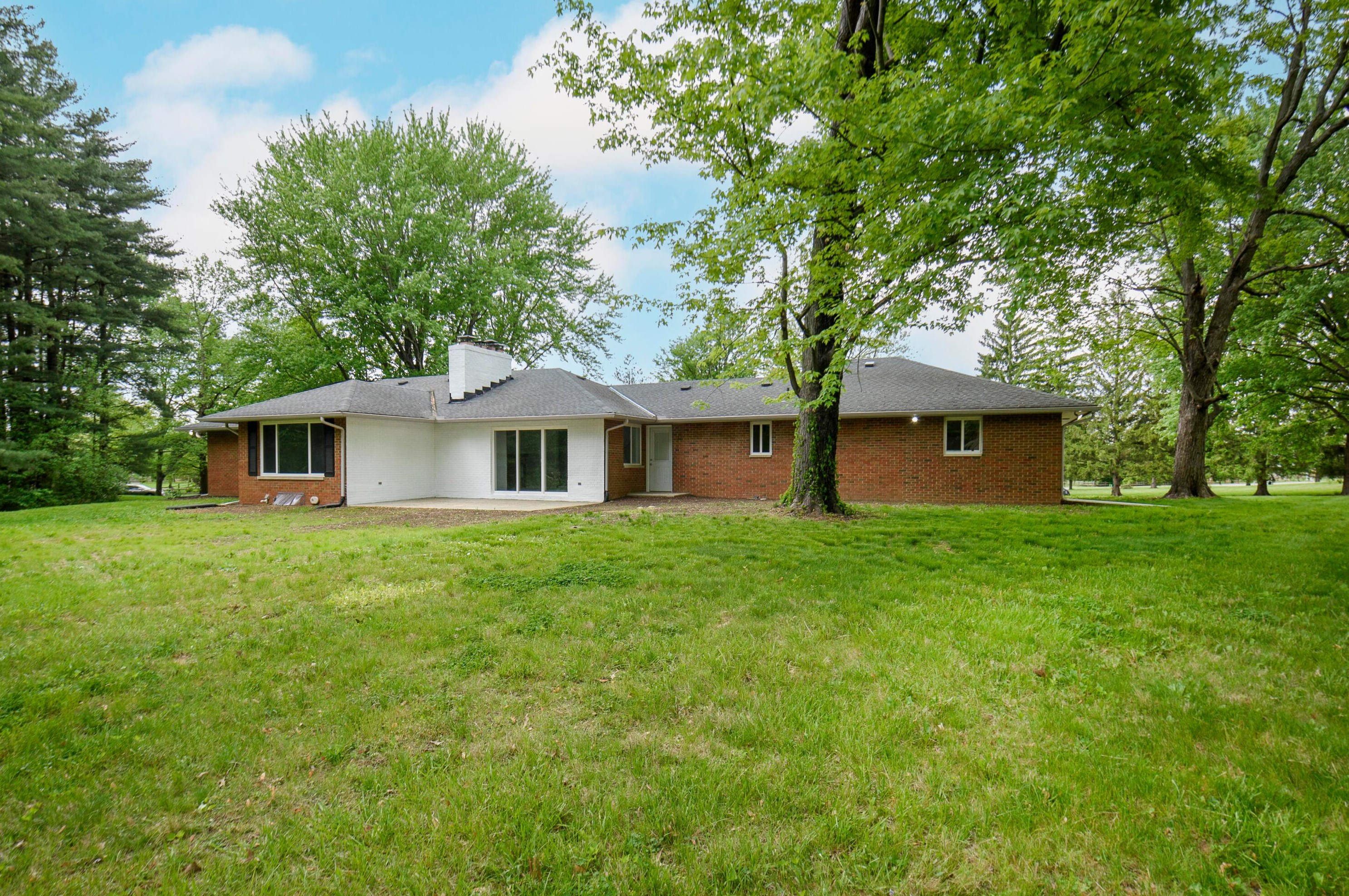 9475 Northchester Dr, Pickerington OH  43147-8971 exterior