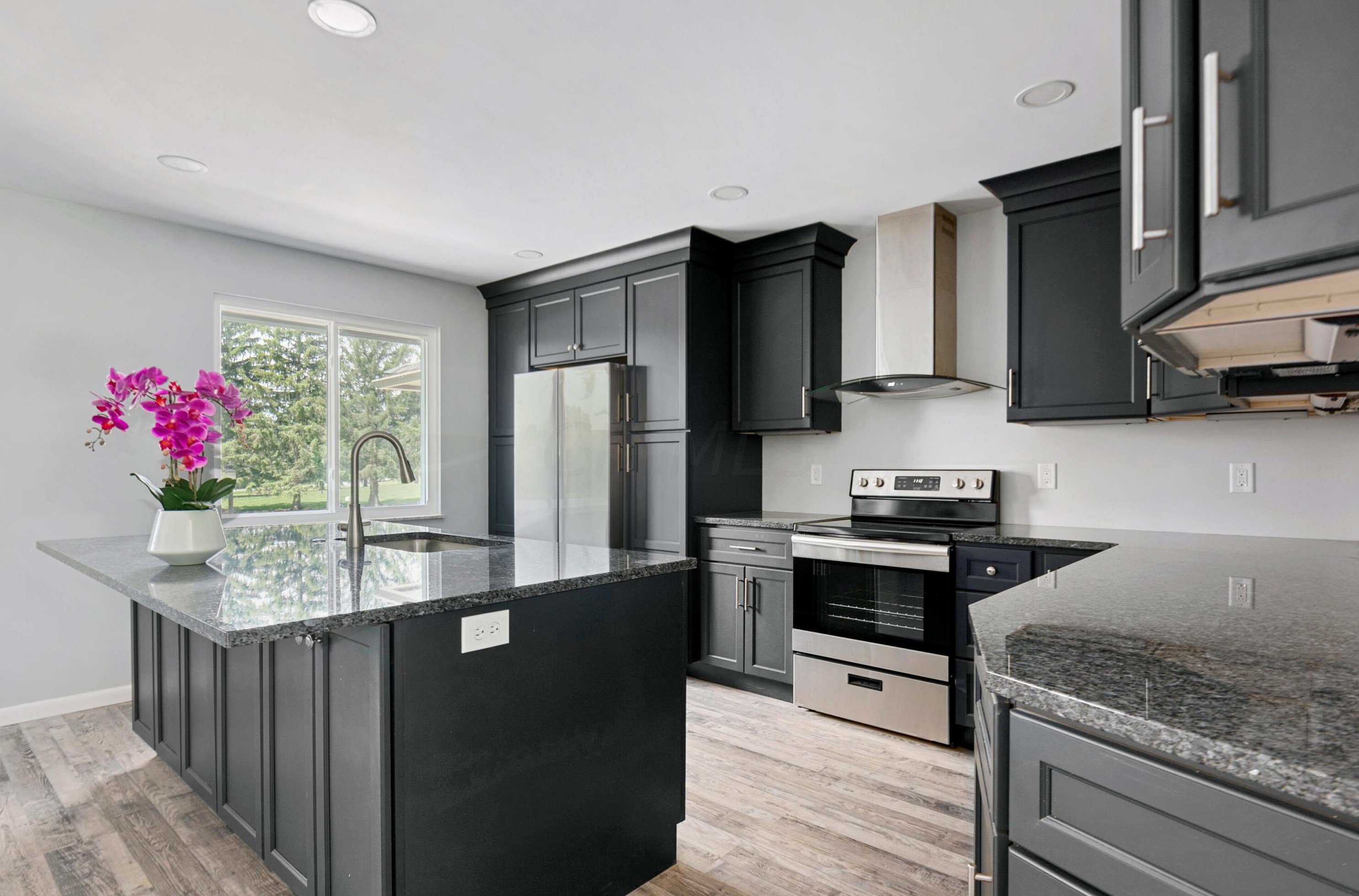 9475 Northchester Dr, Pickerington OH  43147-8971 exterior