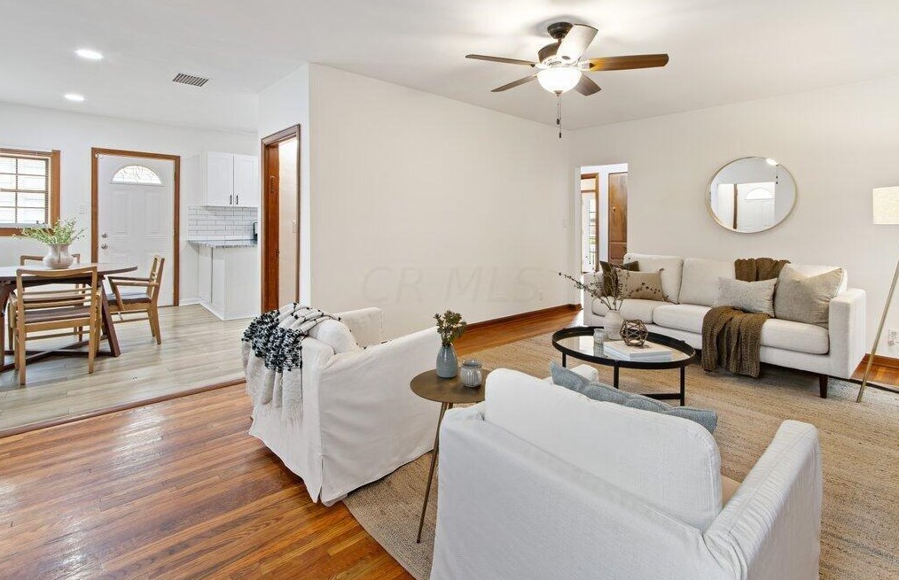 219 Royal Forest Blvd, Columbus OH  43214-2127 exterior