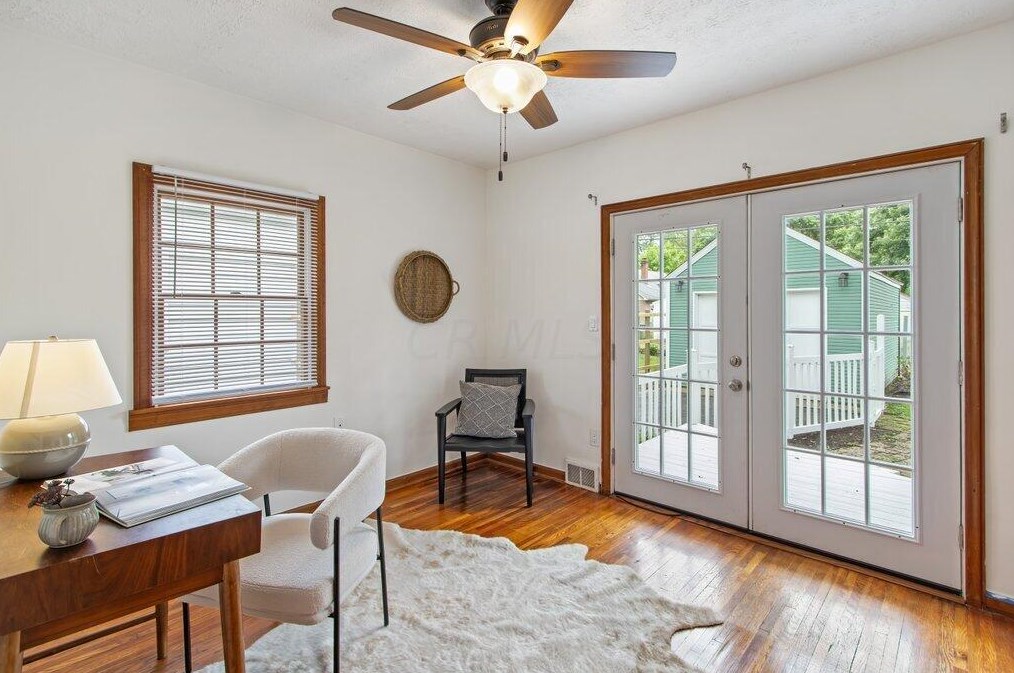 219 Royal Forest Blvd, Columbus OH  43214-2127 exterior