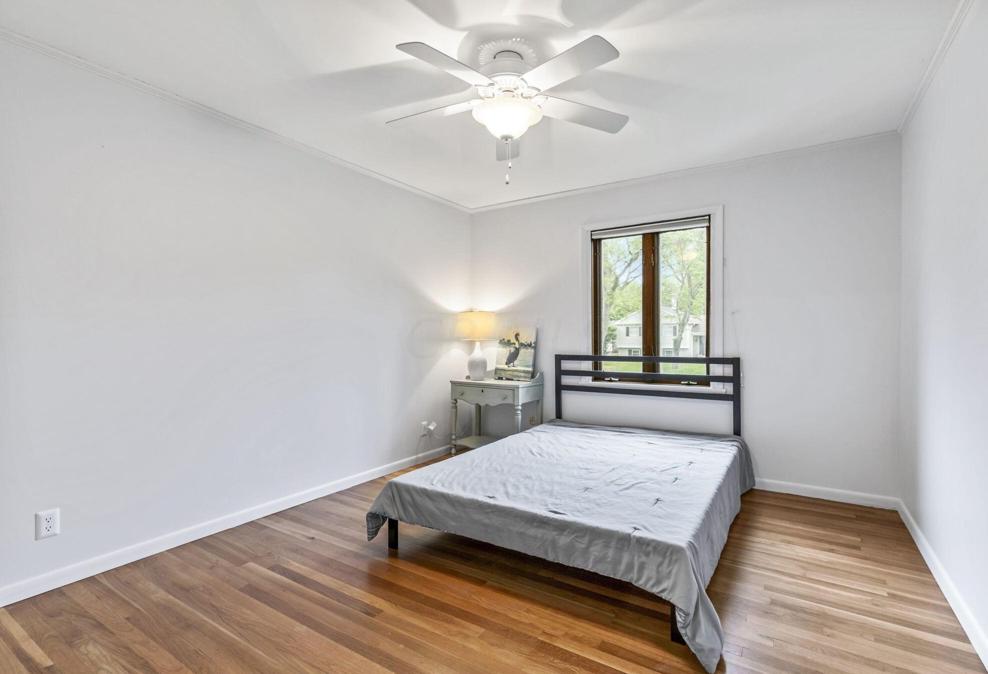 4160 Chadbourne Dr, Columbus OH  43220-3918 exterior