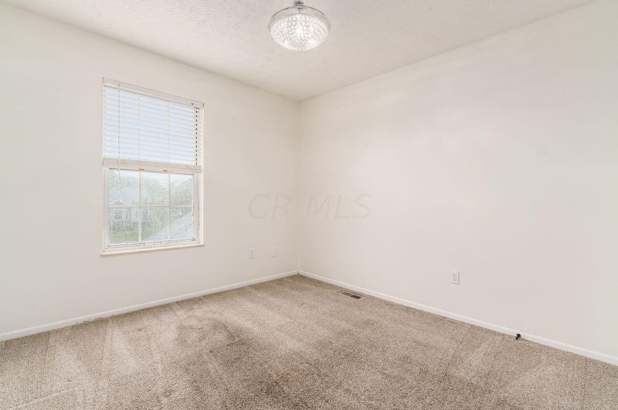 7677 Stow Acres Pl, Pickerington OH  43147-9043 exterior