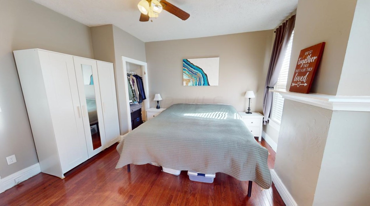 307 Hubbard Ave, Columbus OH  43215-1345 exterior