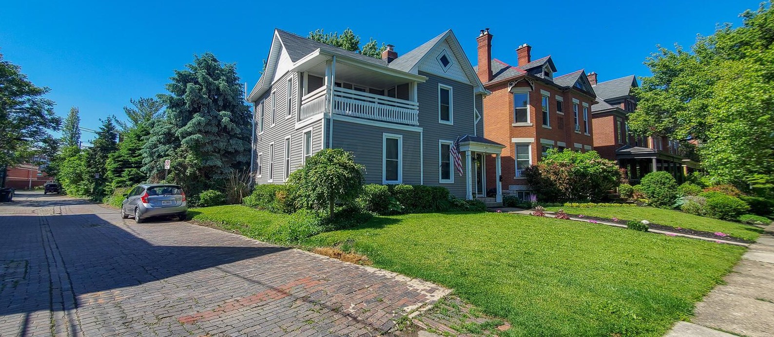 307 Hubbard Ave, Columbus OH  43215-1345 exterior