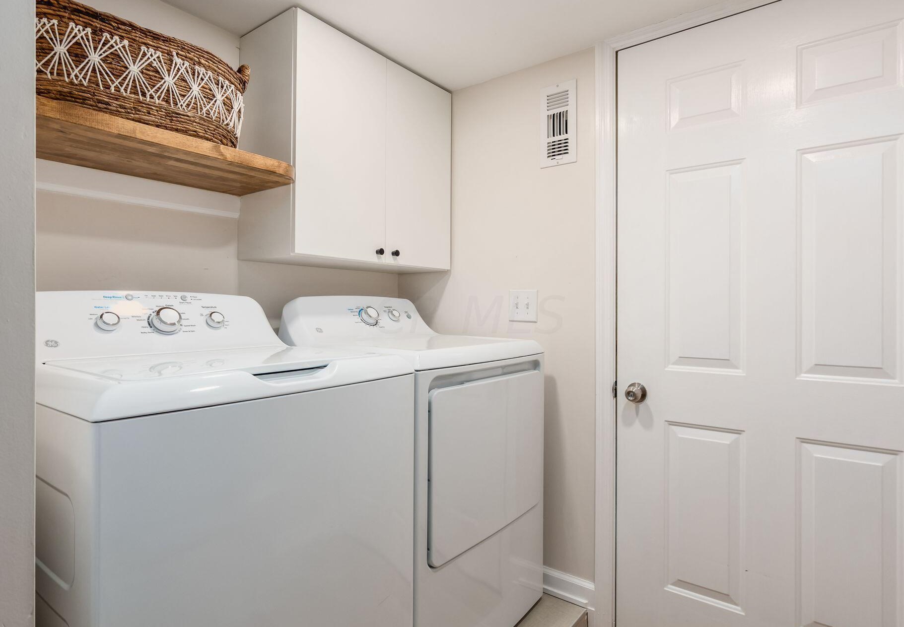 33 Beaumont Rd, Columbus OH 43214-2144 exterior