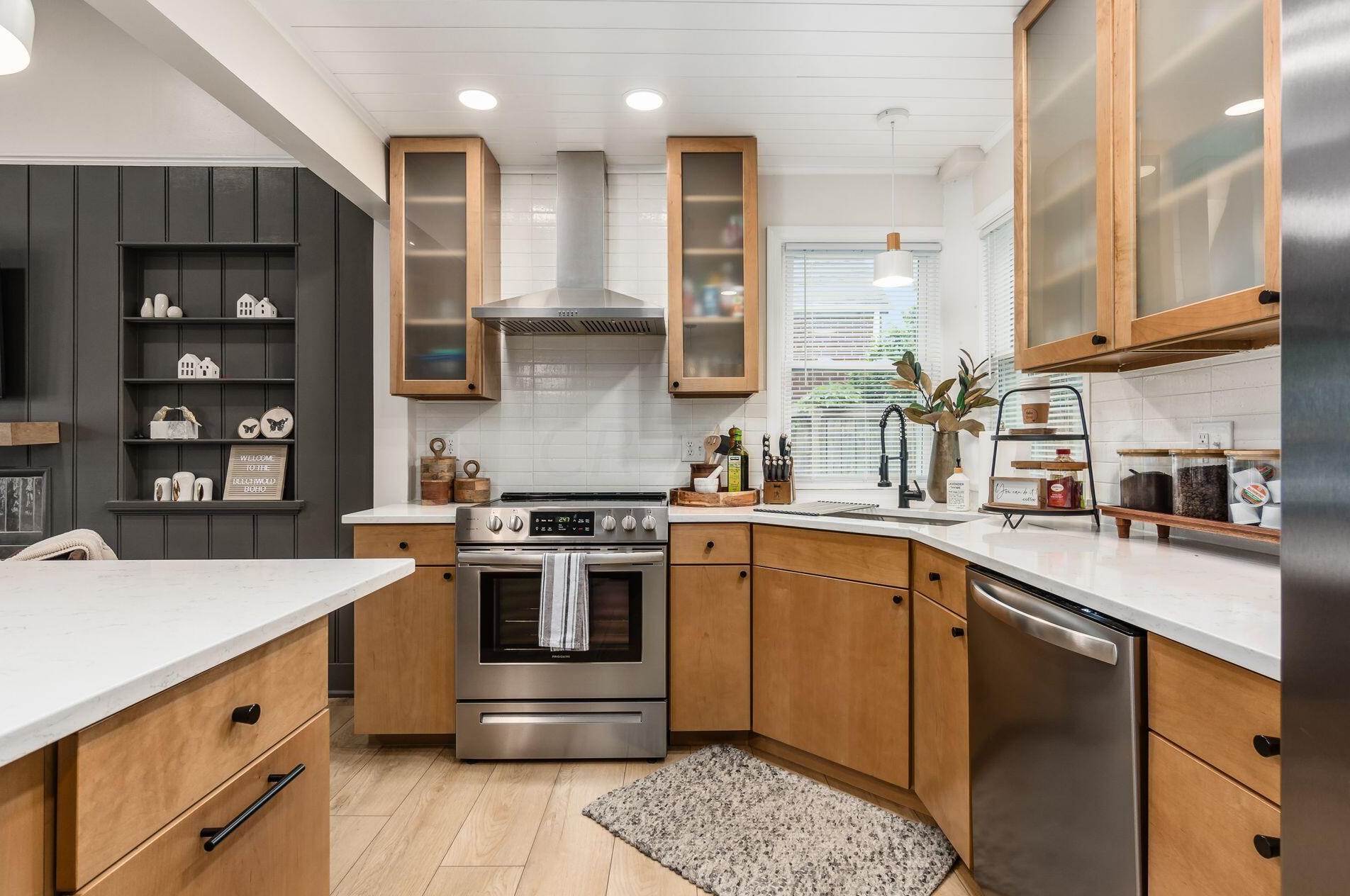 33 Beaumont Rd, Columbus OH 43214-2144 exterior