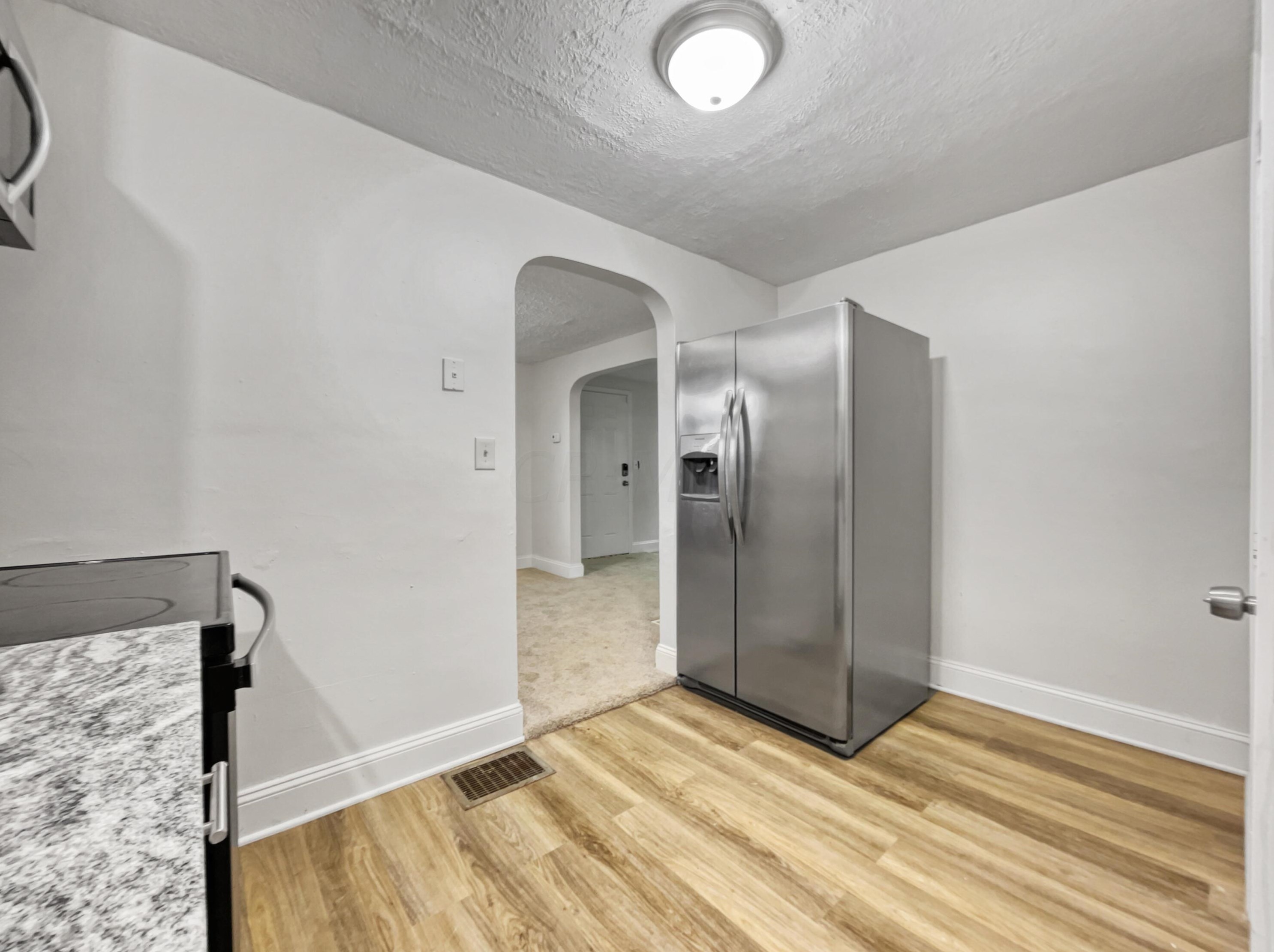 2363 Taylor Ave, Columbus OH 43203-1224 exterior