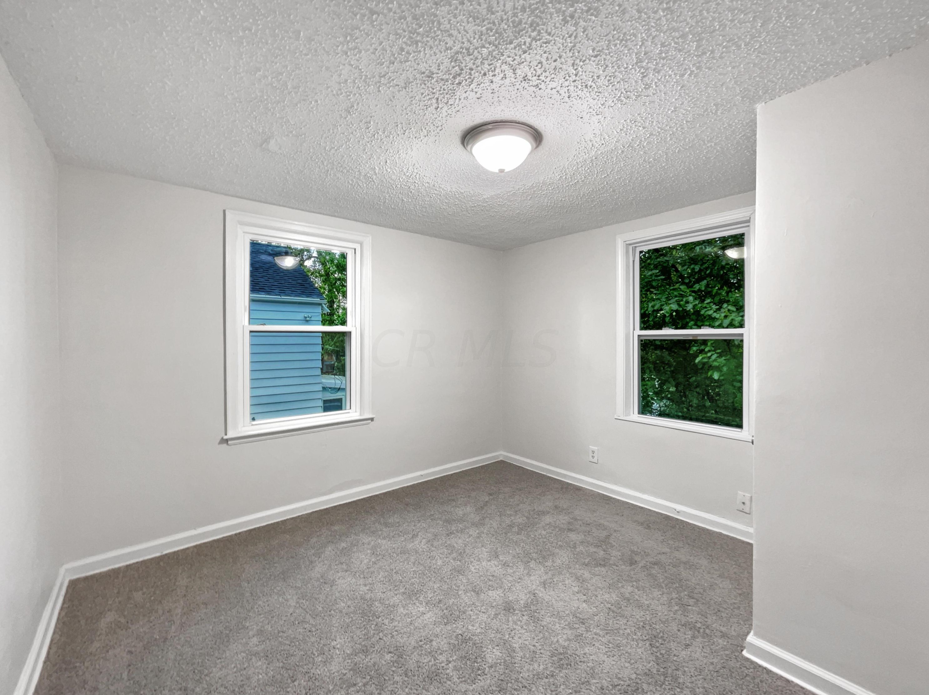 2363 Taylor Ave, Columbus OH 43203-1224 exterior