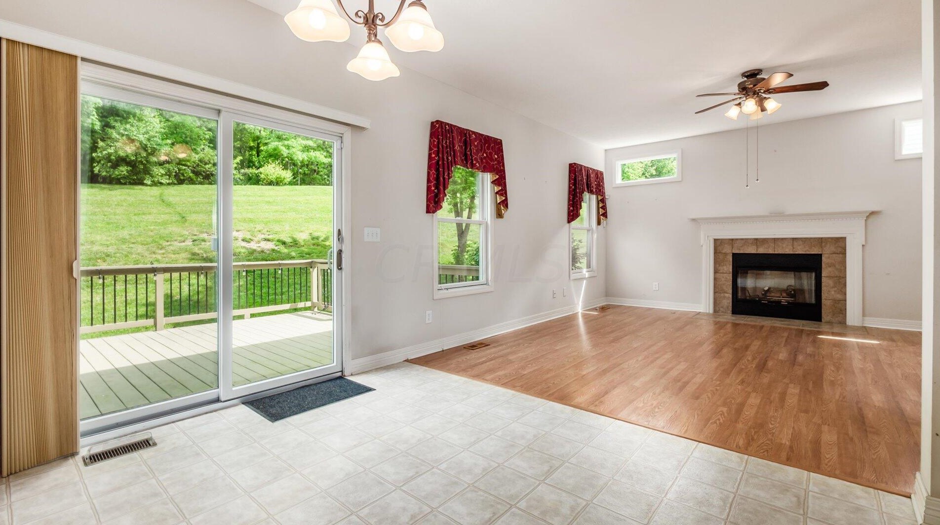 2411 Long Bow Ave, Lancaster OH 43130-8090 exterior