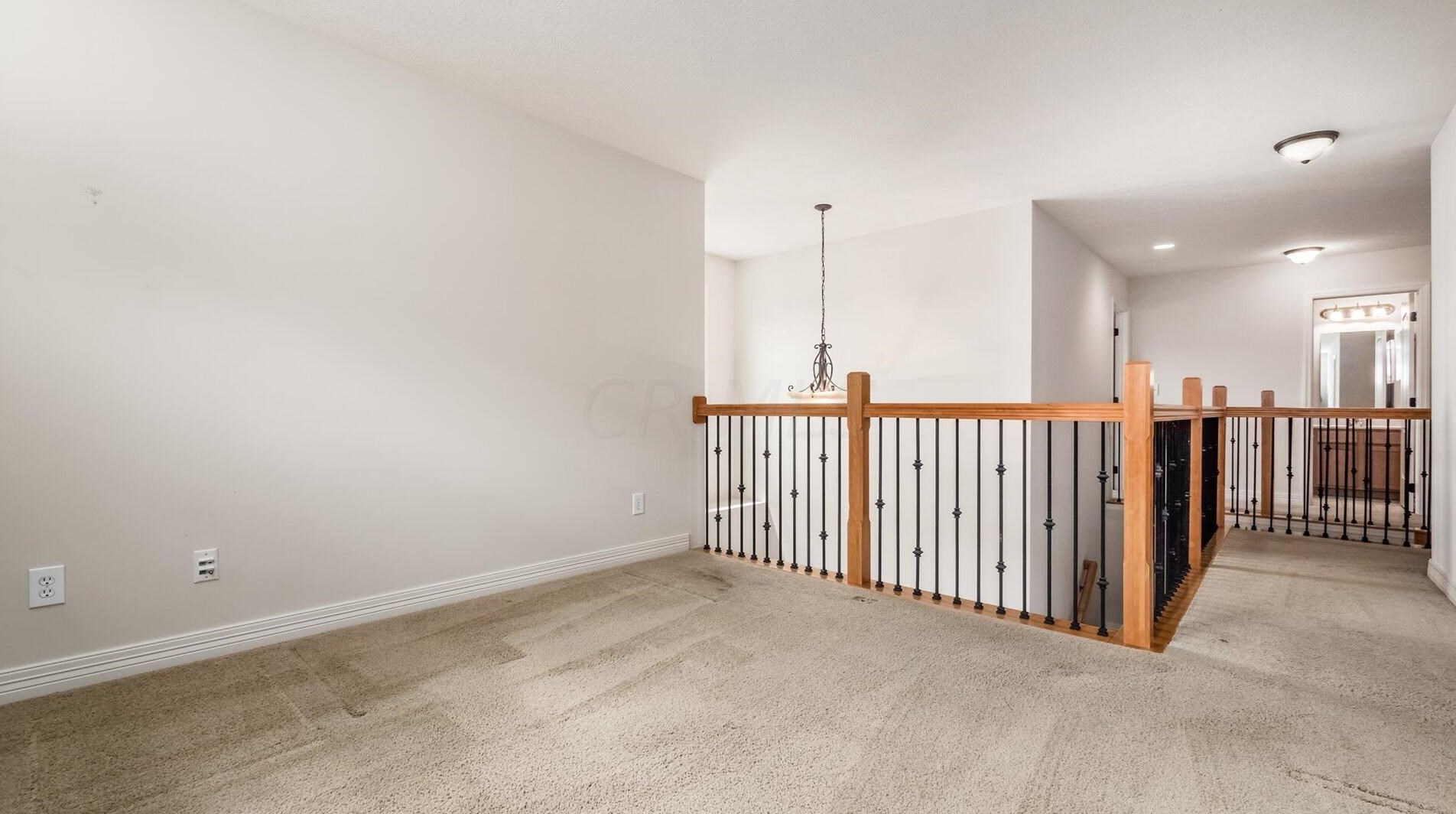 2411 Long Bow Ave, Lancaster OH 43130-8090 exterior