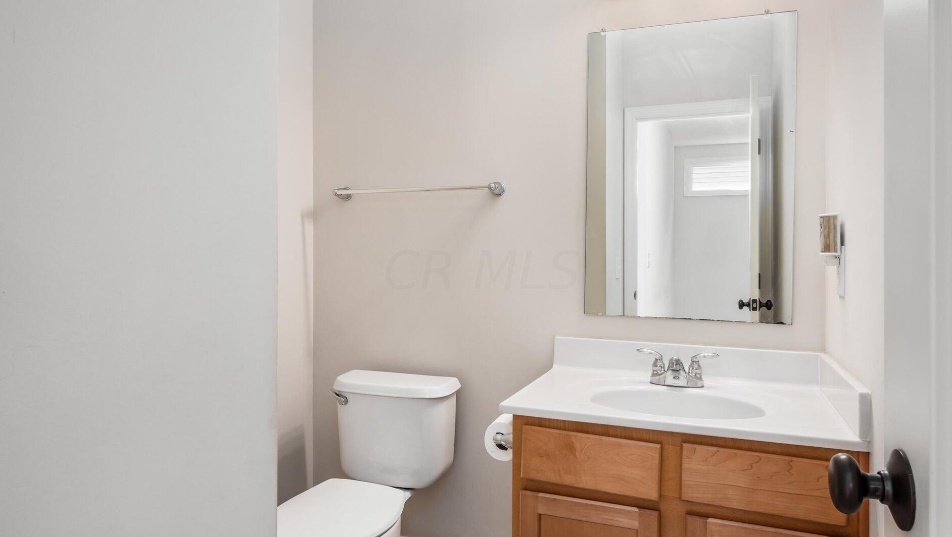 2411 Long Bow Ave, Lancaster OH 43130-8090 exterior