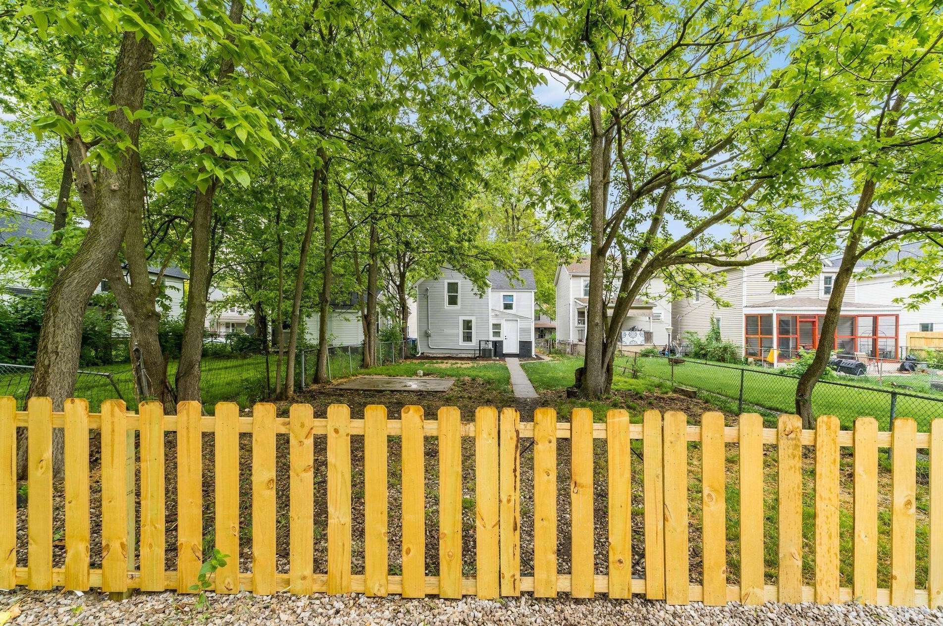 151 Chicago Ave, Columbus OH  43222-1133 exterior