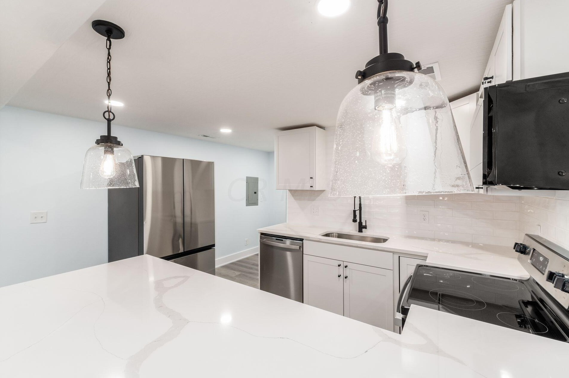 151 Chicago Ave, Columbus OH  43222-1133 exterior