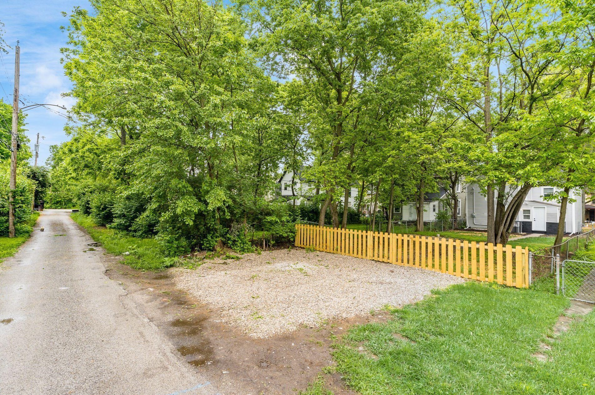 151 Chicago Ave, Columbus OH  43222-1133 exterior