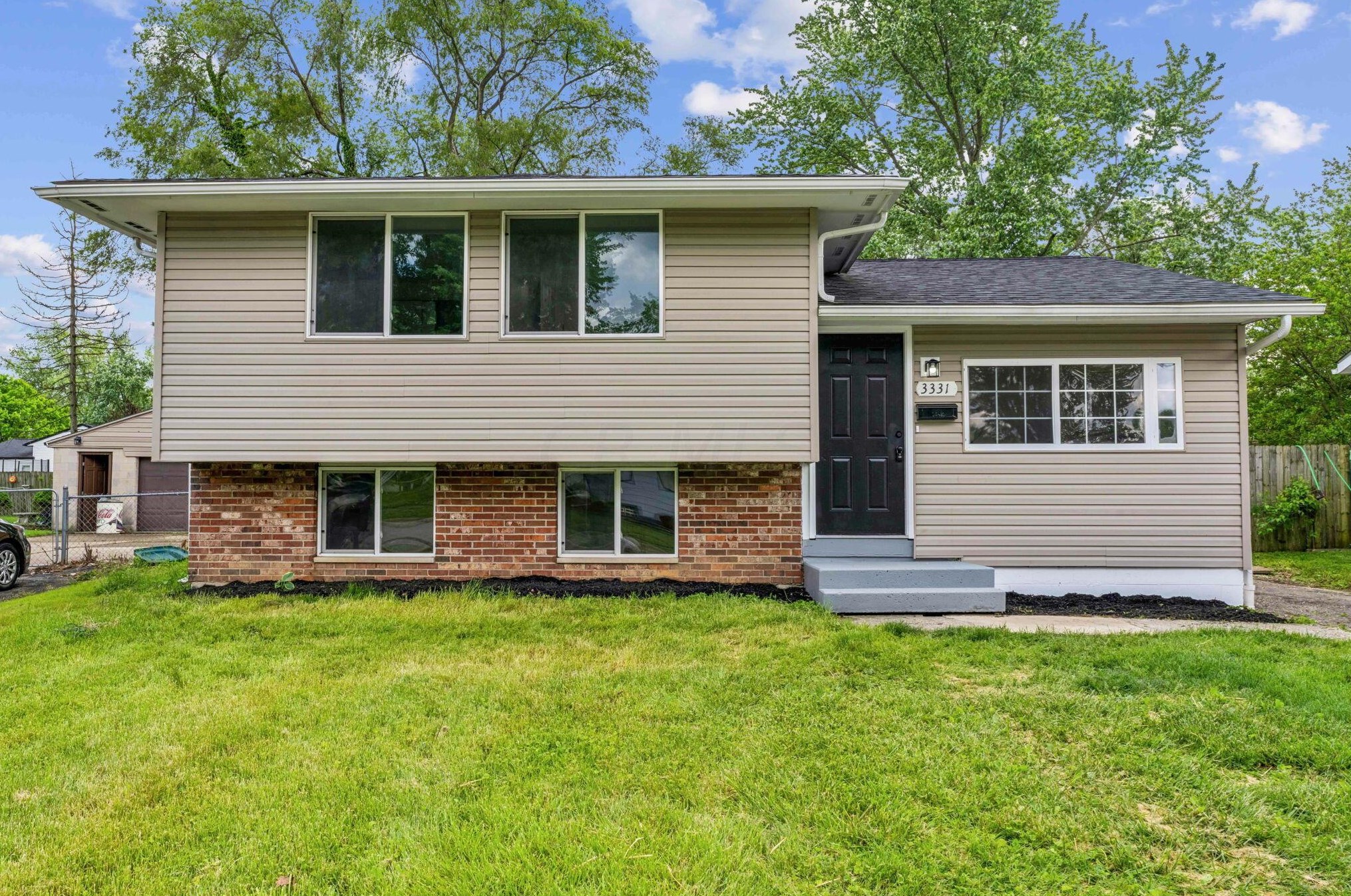 3331 Balford Sq, Columbus, OH 43232-3949