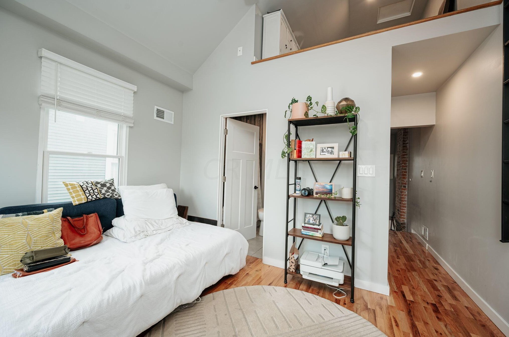 1151 Summit St, Columbus OH  43201-3516 exterior