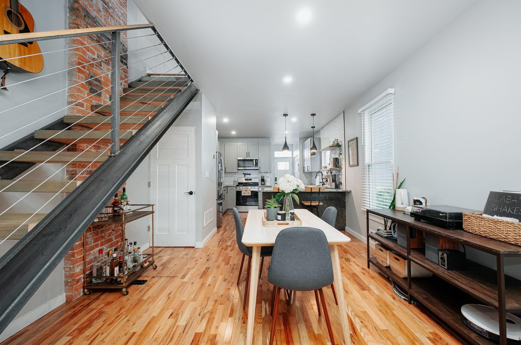 1151 Summit St, Columbus OH  43201-3516 exterior