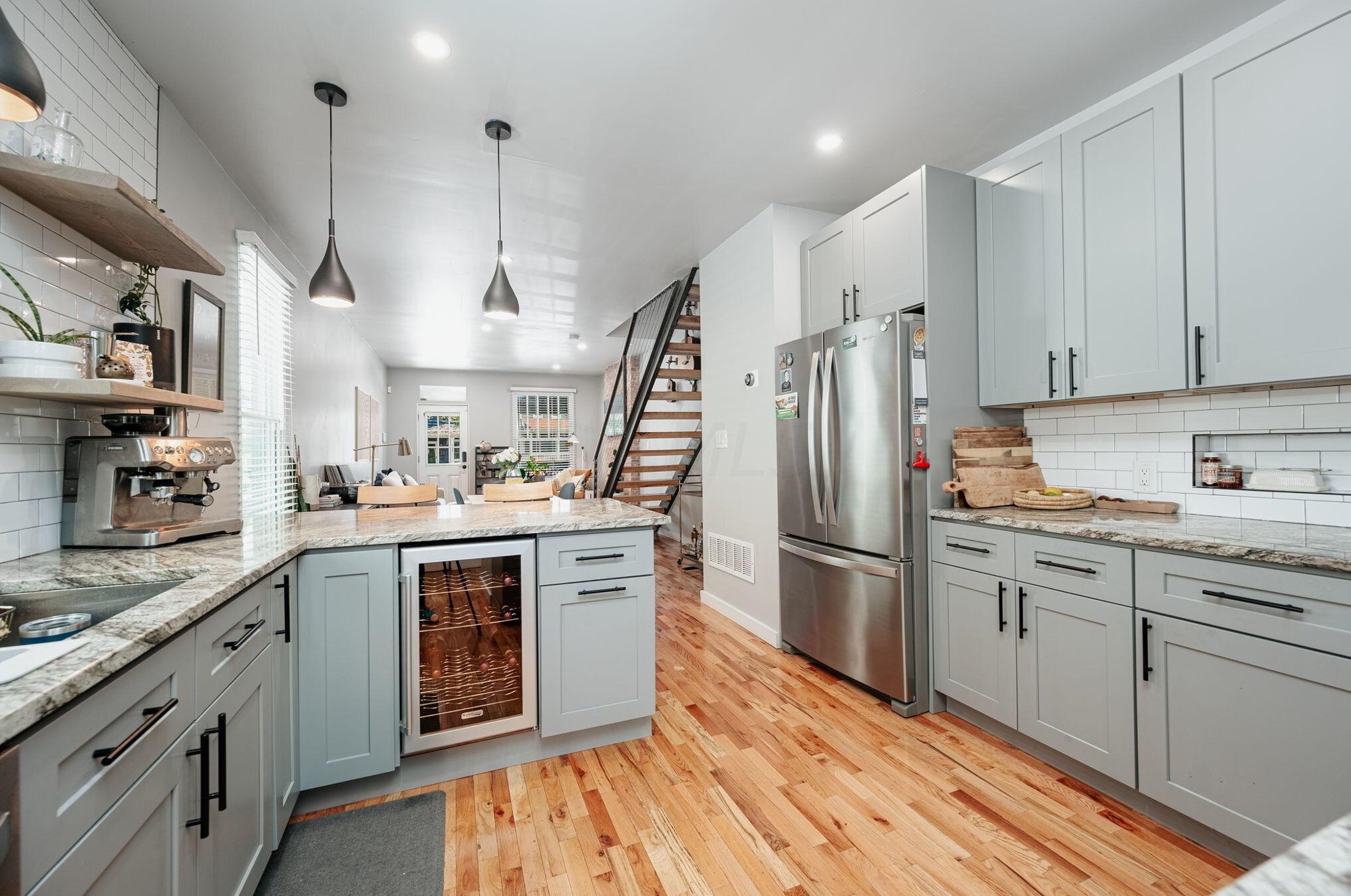 1151 Summit St, Columbus OH  43201-3516 exterior