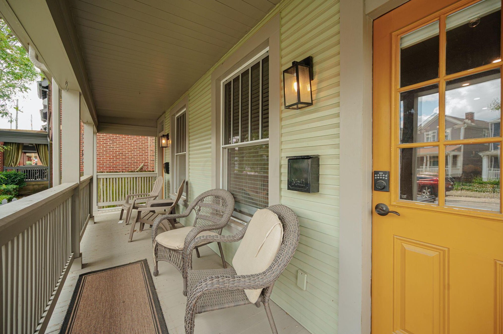 1151 Summit St, Columbus OH  43201-3516 exterior