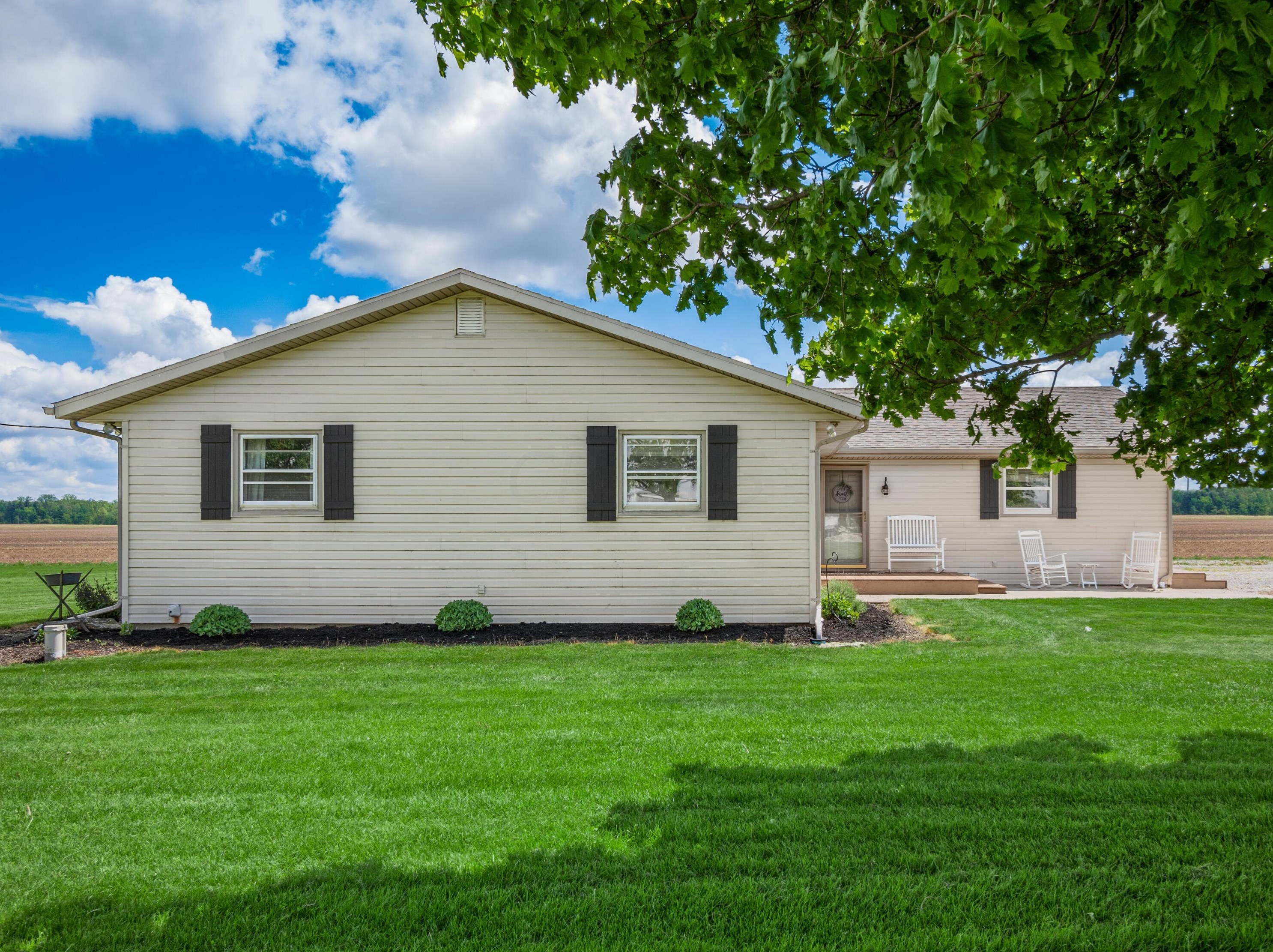 22578 Jackson Rd, Marysville, OH 43040-9429