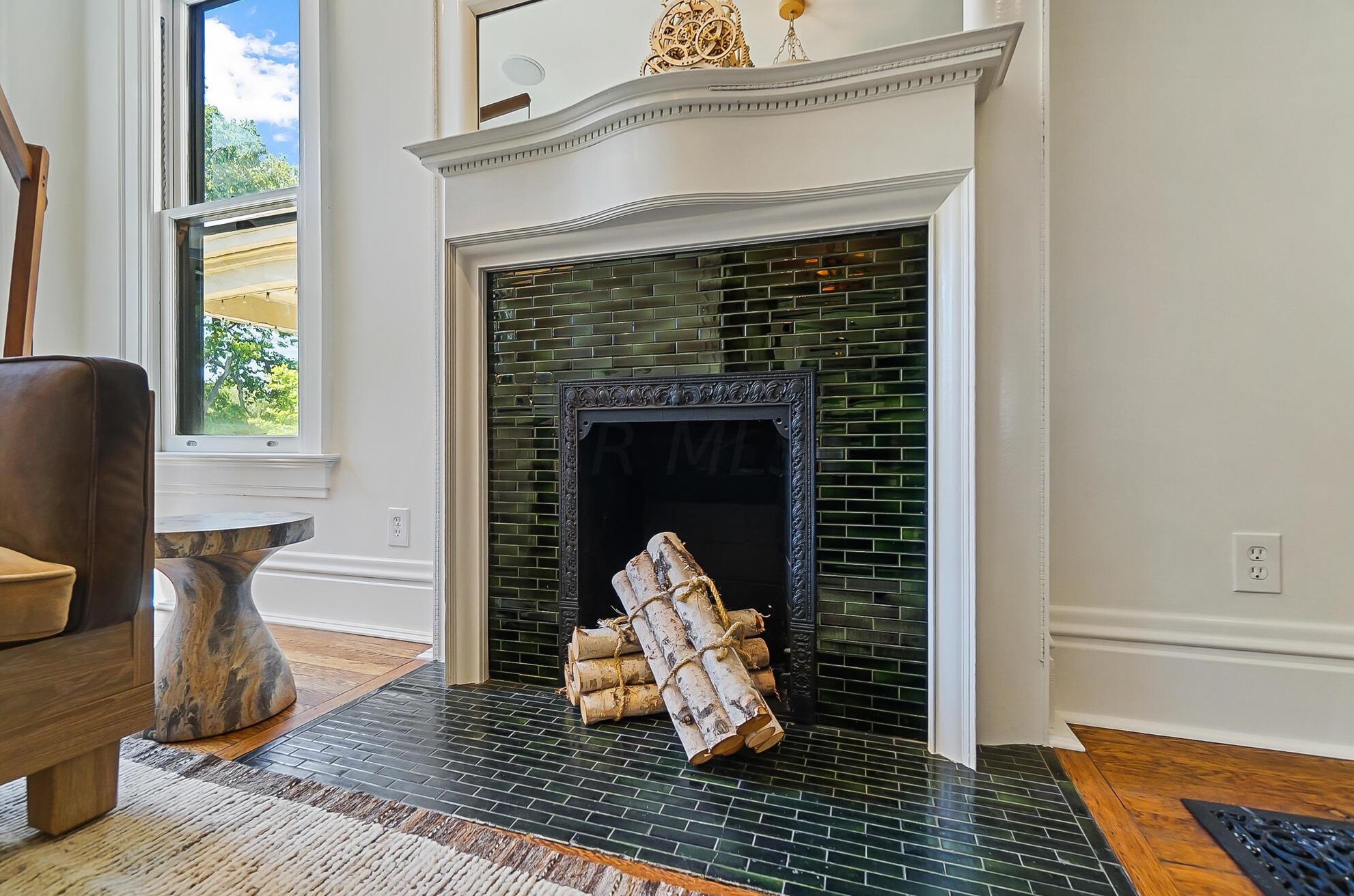 158 Buttles Ave, Columbus OH 43215-1402 exterior