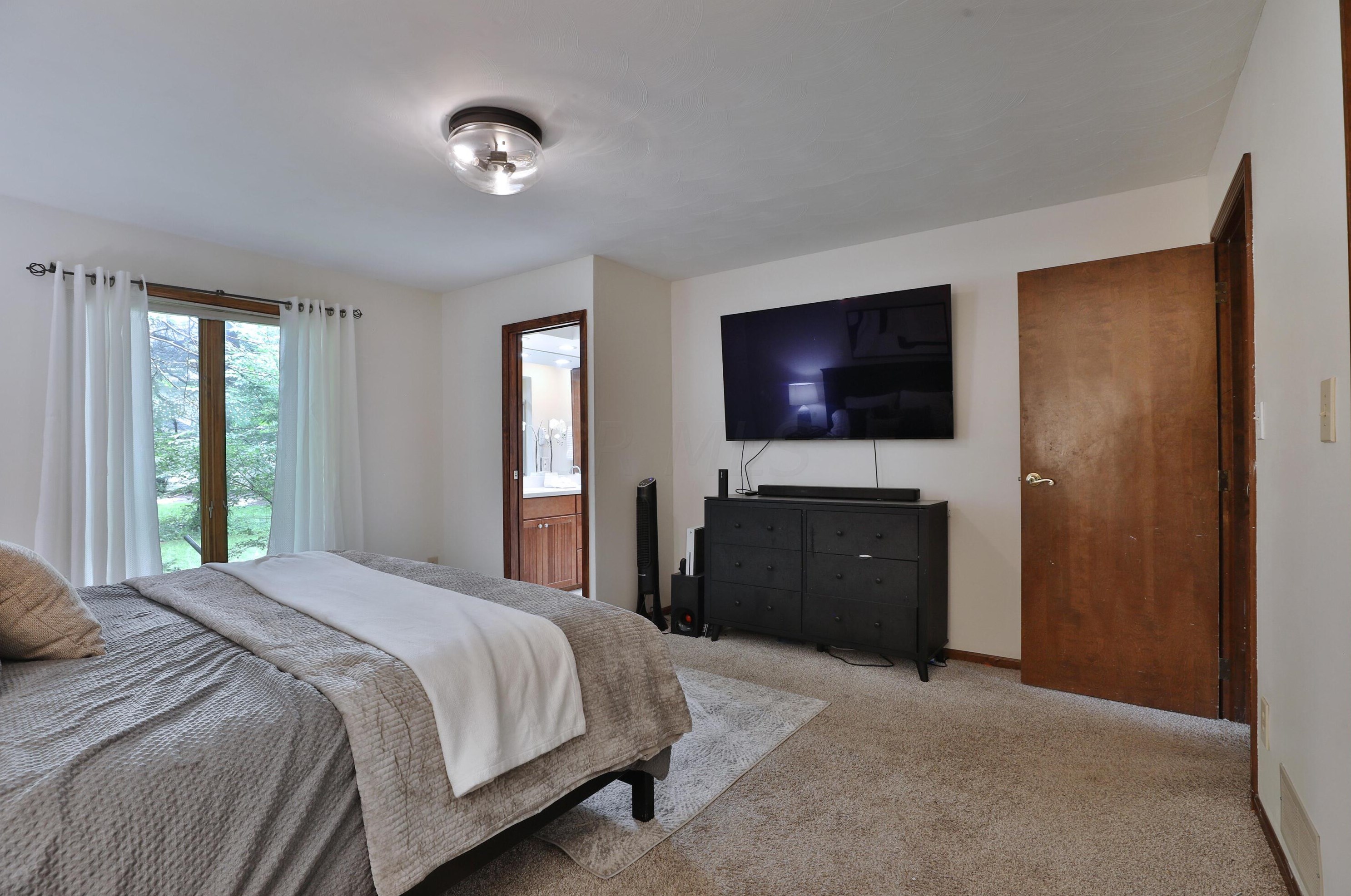 50 Walcreek Dr, Columbus OH  43230-2182 exterior