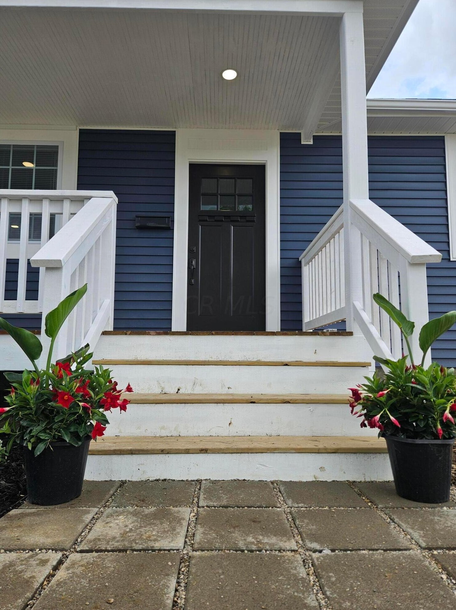 201 Jefferson St, New Lexington, OH 43764-1060