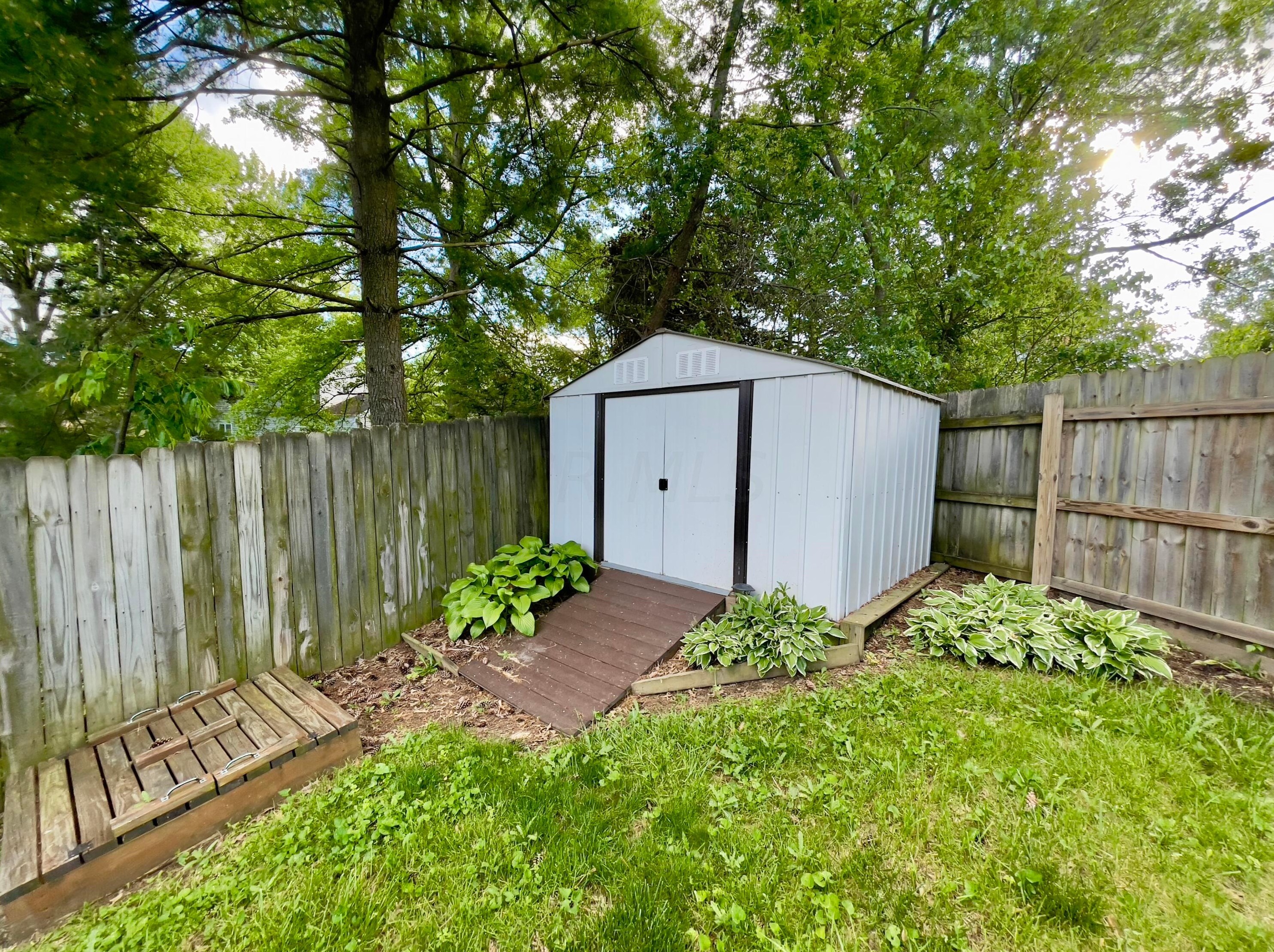 6287 Rosebay Ct, Westerville OH  43081-3719 exterior