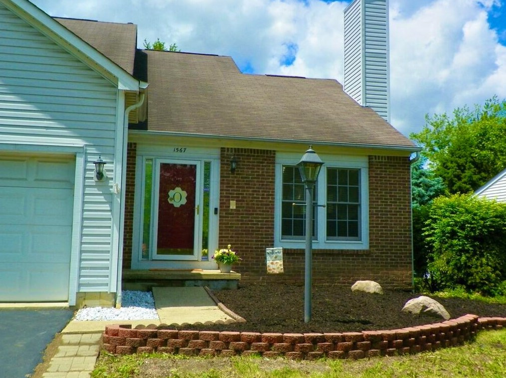 1567 Trabue Woods Blvd, Columbus, OH 43228-9118