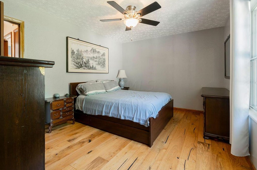 751 Mimosa Pl, Columbus OH 43230-4821 exterior