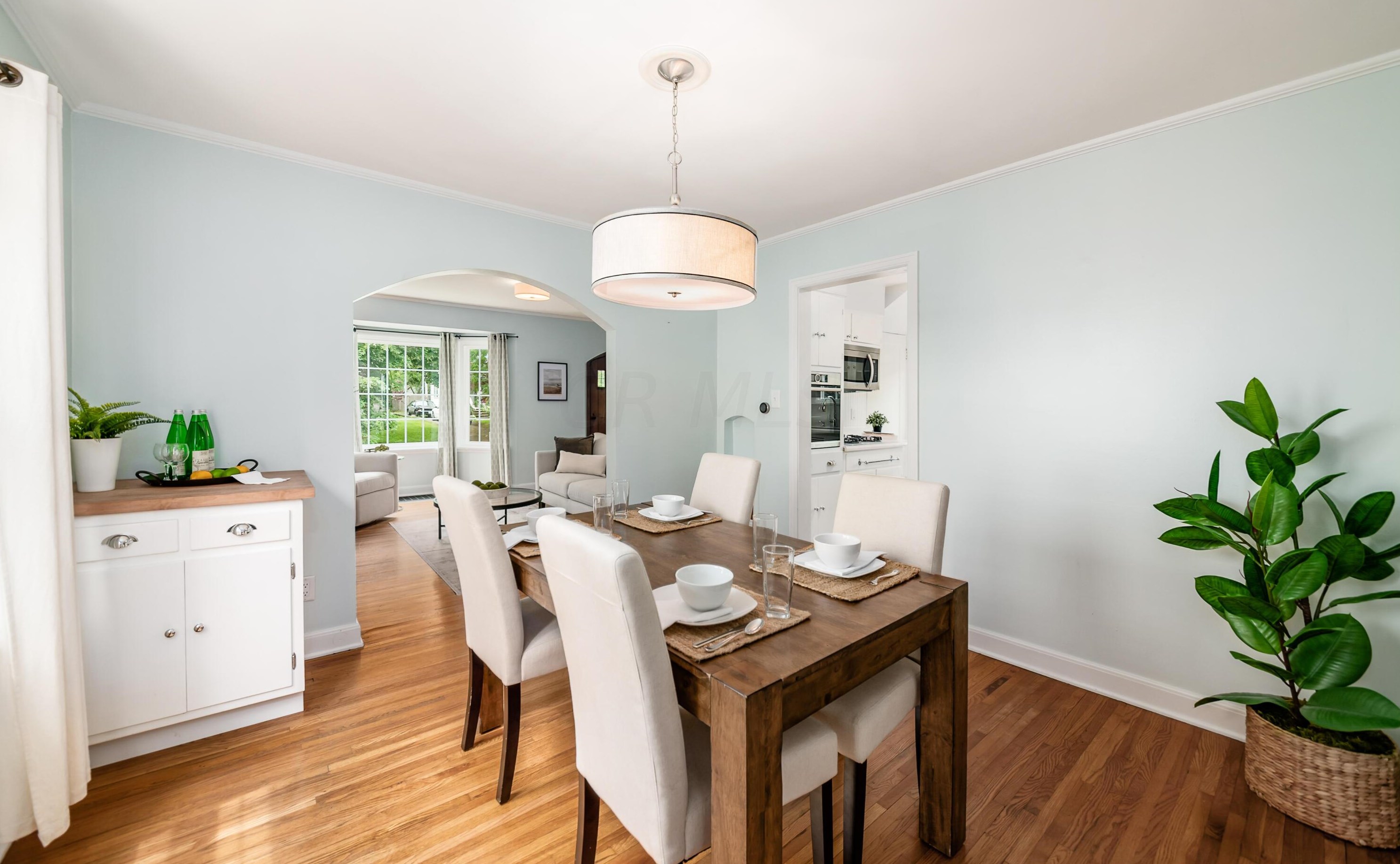 868 Vernon Rd, Columbus OH 43209-2469 exterior