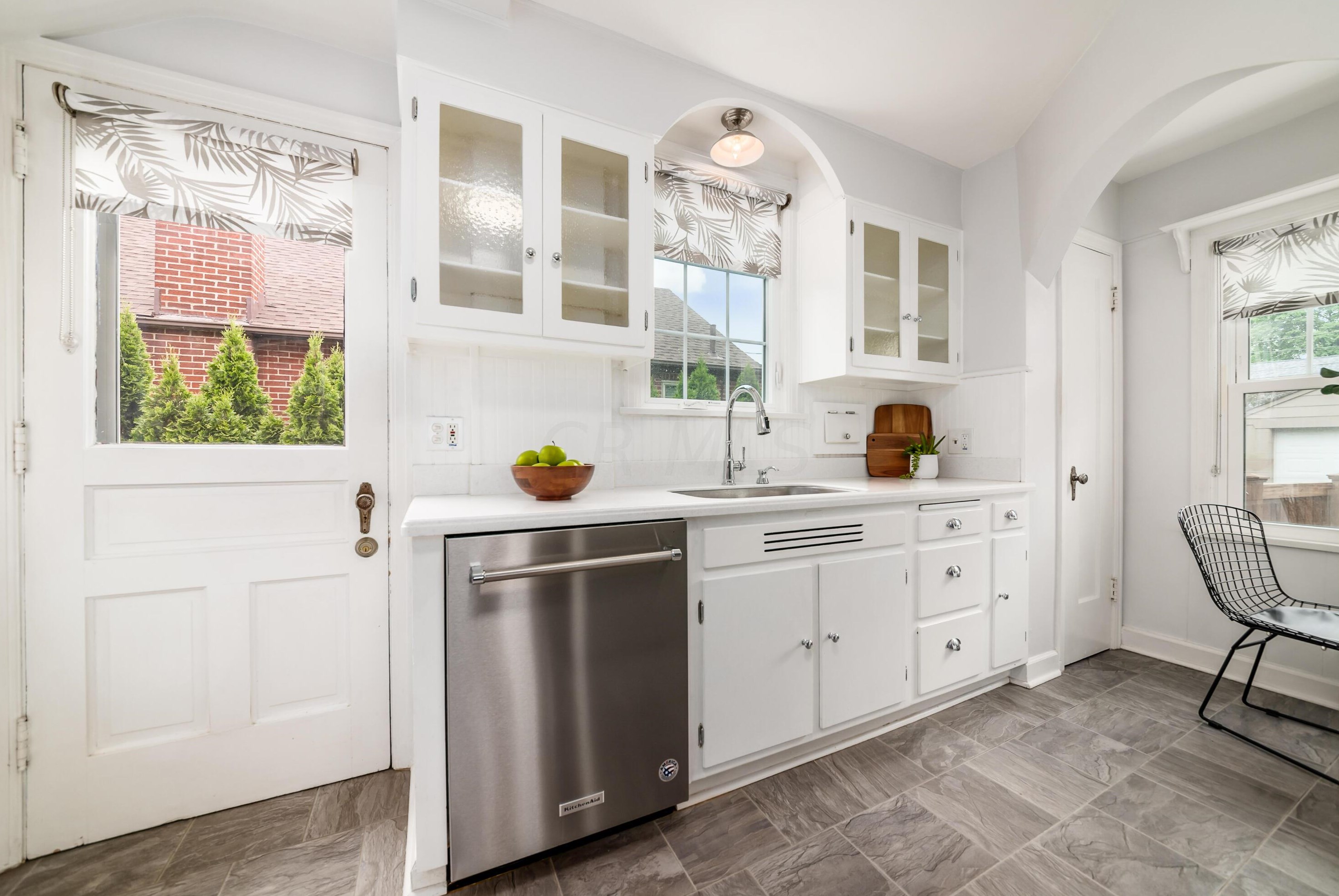 868 Vernon Rd, Columbus OH 43209-2469 exterior