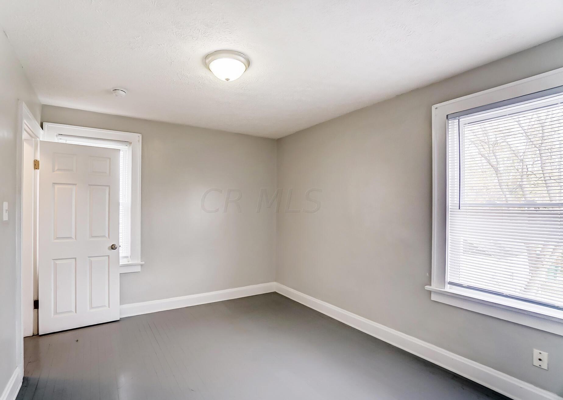 402 Richardson Ave, Columbus OH 43204-3472 exterior