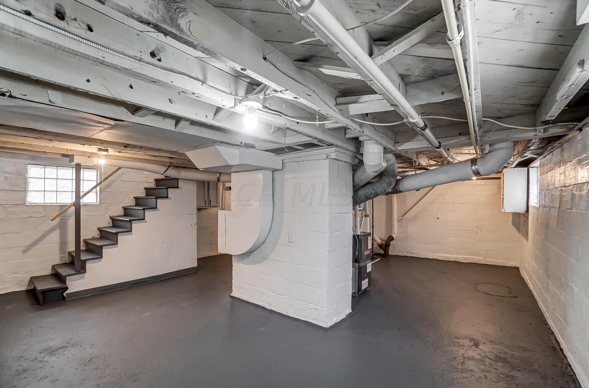 402 Richardson Ave, Columbus OH 43204-3472 exterior