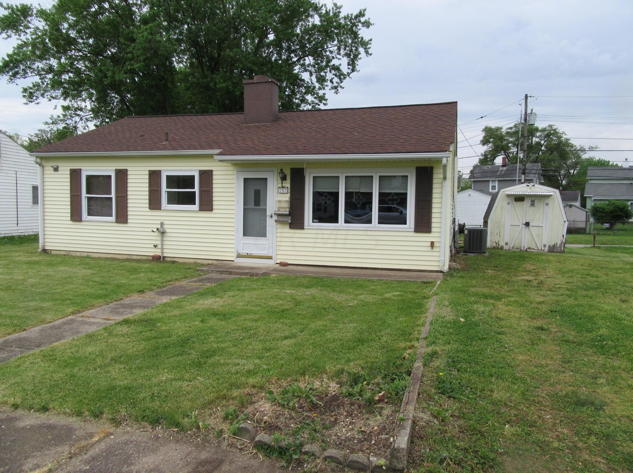 757 Cherokee Dr, Lancaster, OH 43130-3924