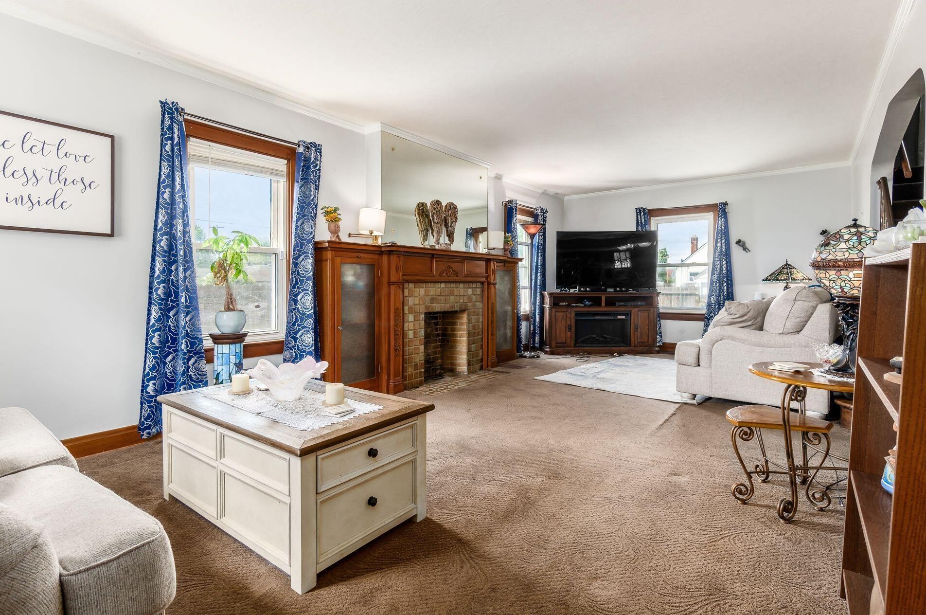 703 Wiltshire Rd, Columbus OH  43204-2339 exterior