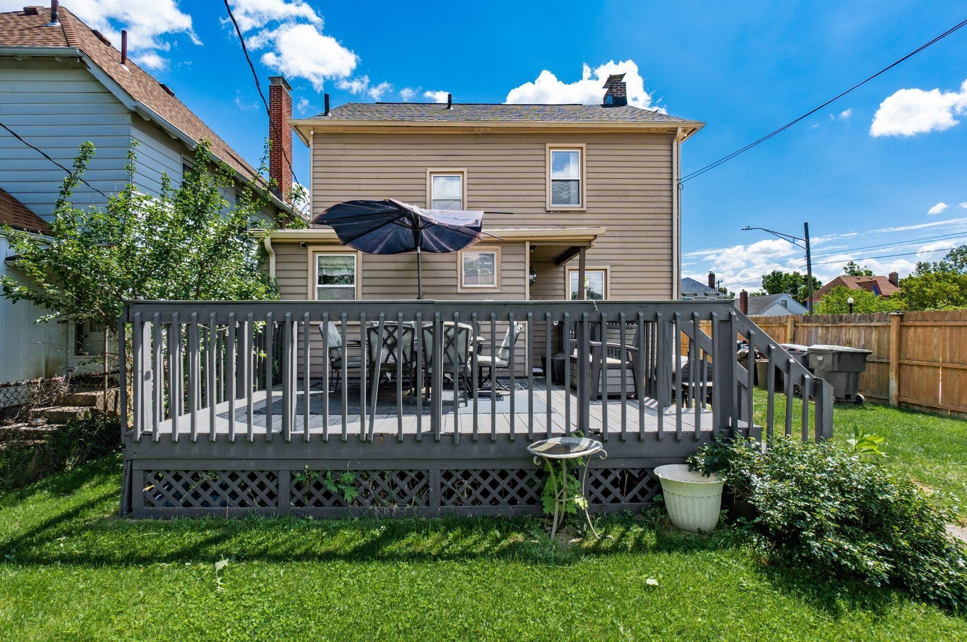 703 Wiltshire Rd, Columbus OH  43204-2339 exterior