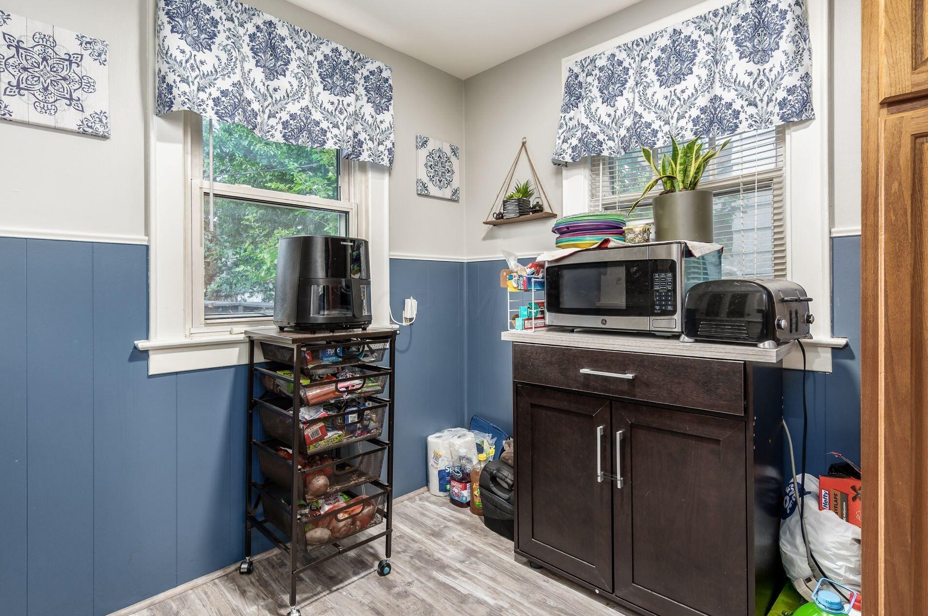 703 Wiltshire Rd, Columbus OH  43204-2339 exterior