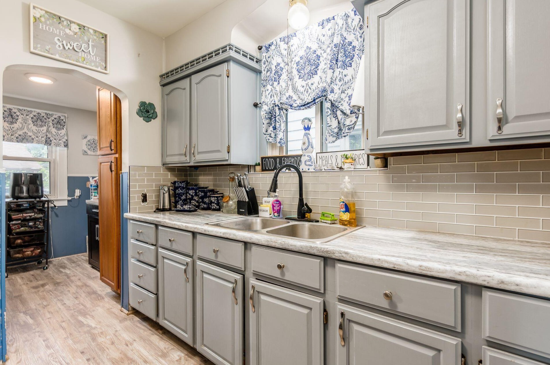 703 Wiltshire Rd, Columbus OH  43204-2339 exterior