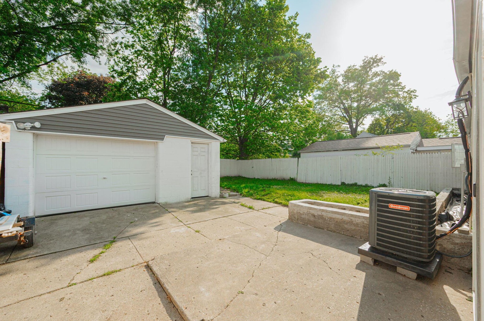 1789 Ransburg Ave, Columbus OH  43223-2519 exterior