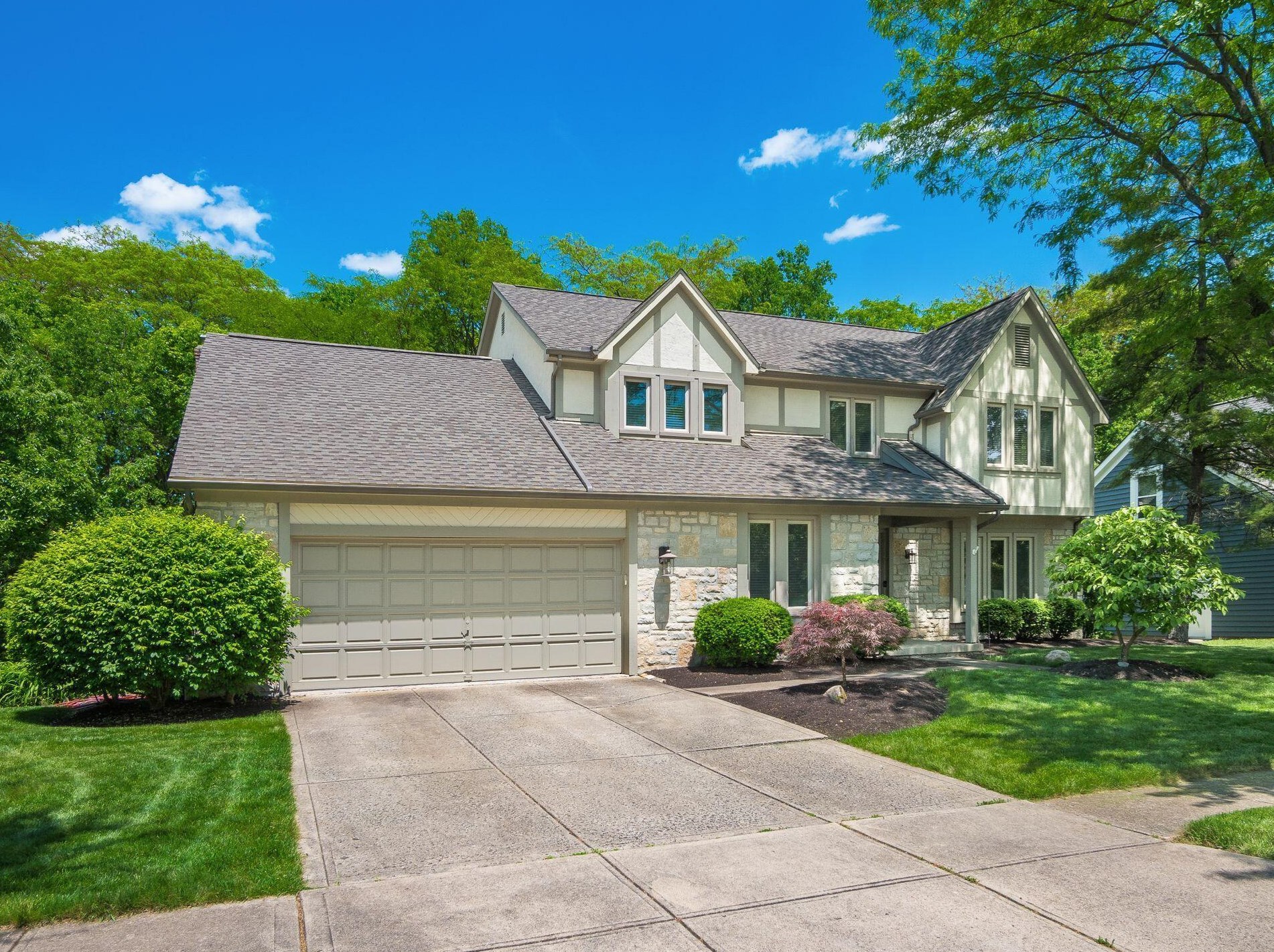 4712 Belfield Dr, Dublin, OH 43017-2593
