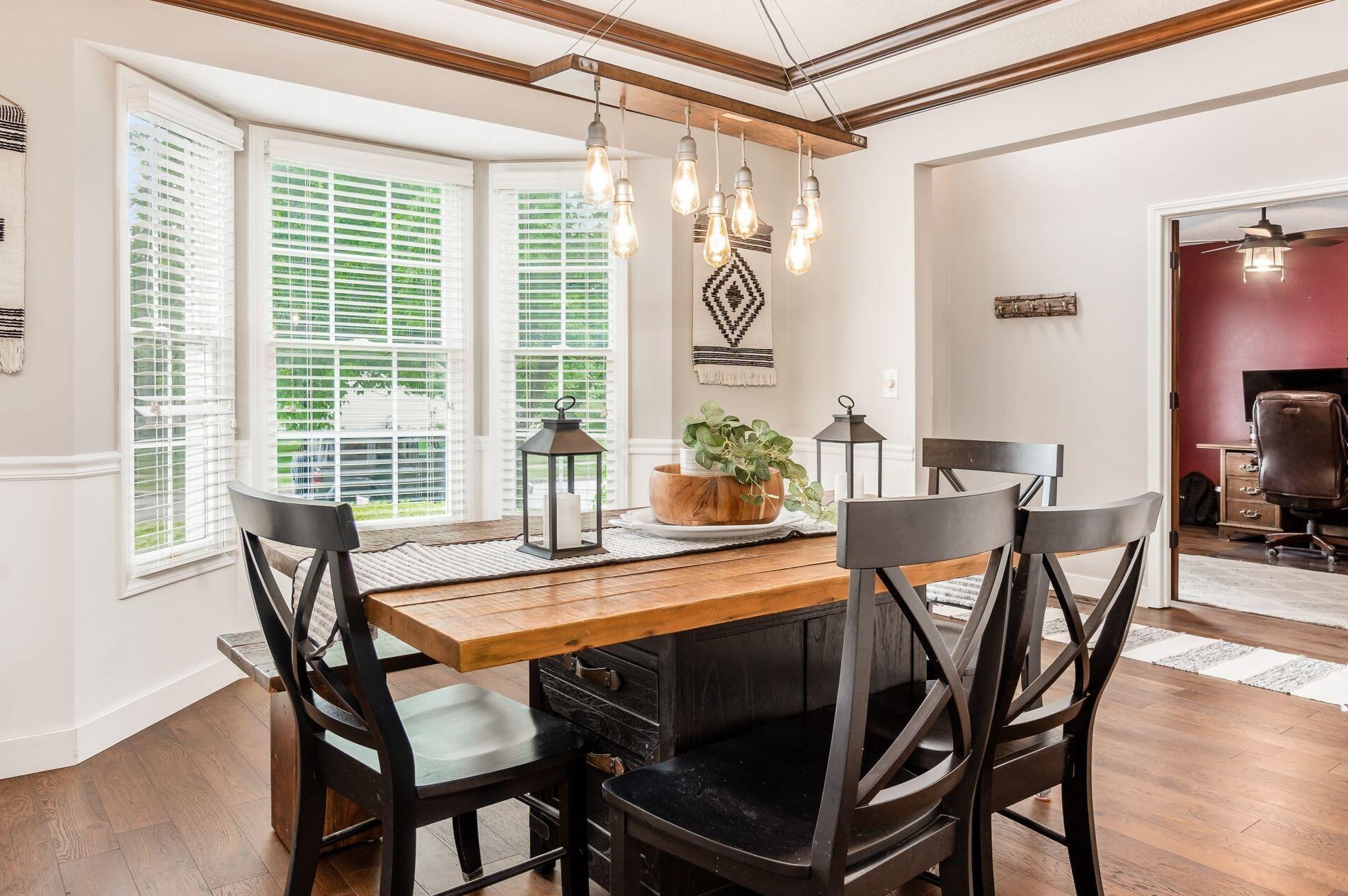 4062 Treebrook Dr, Hilliard OH  43026-7312 exterior