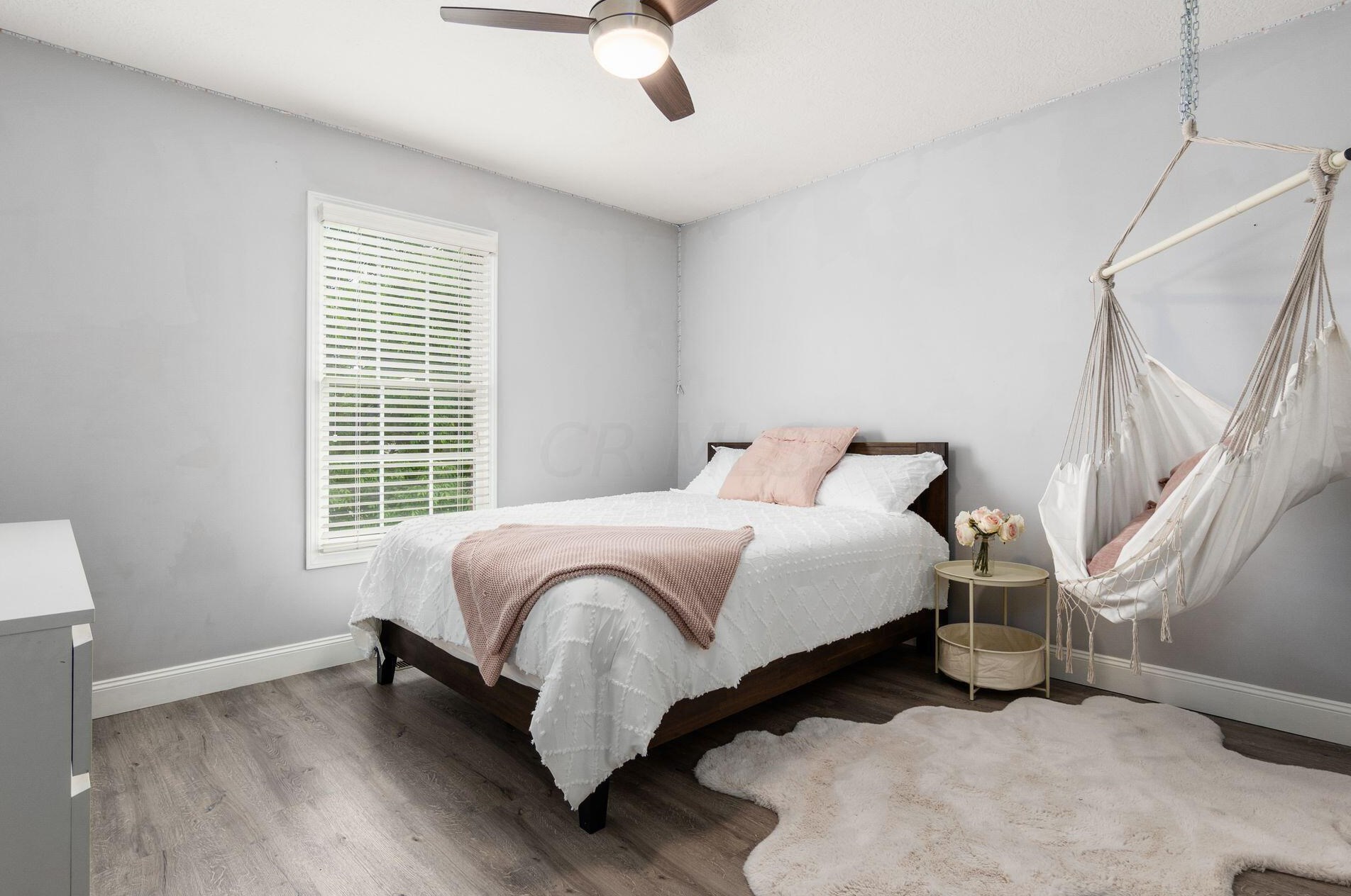 4062 Treebrook Dr, Hilliard OH  43026-7312 exterior