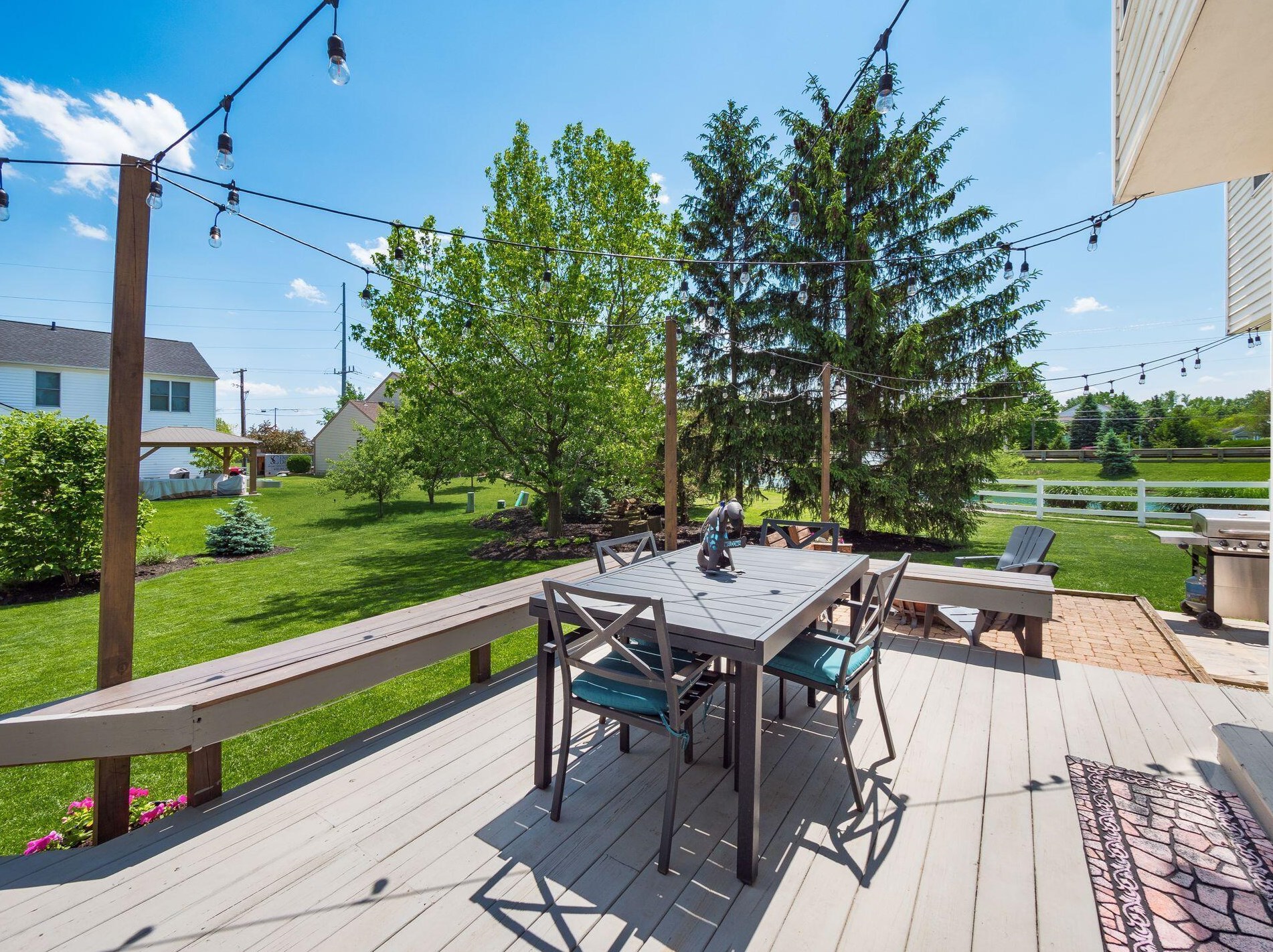 4062 Treebrook Dr, Hilliard OH  43026-7312 exterior