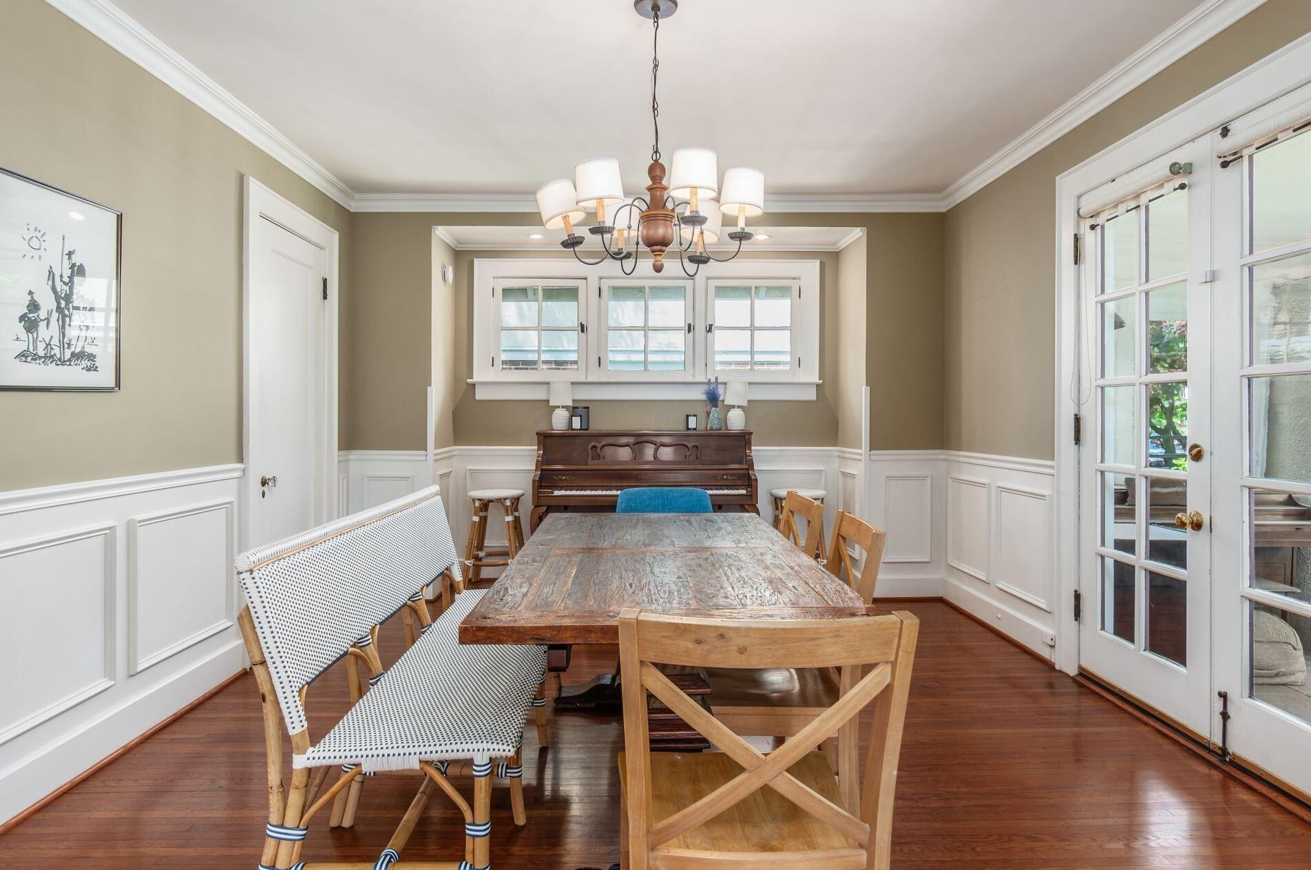 373 Drexel Ave, Columbus OH 43209-1046 exterior