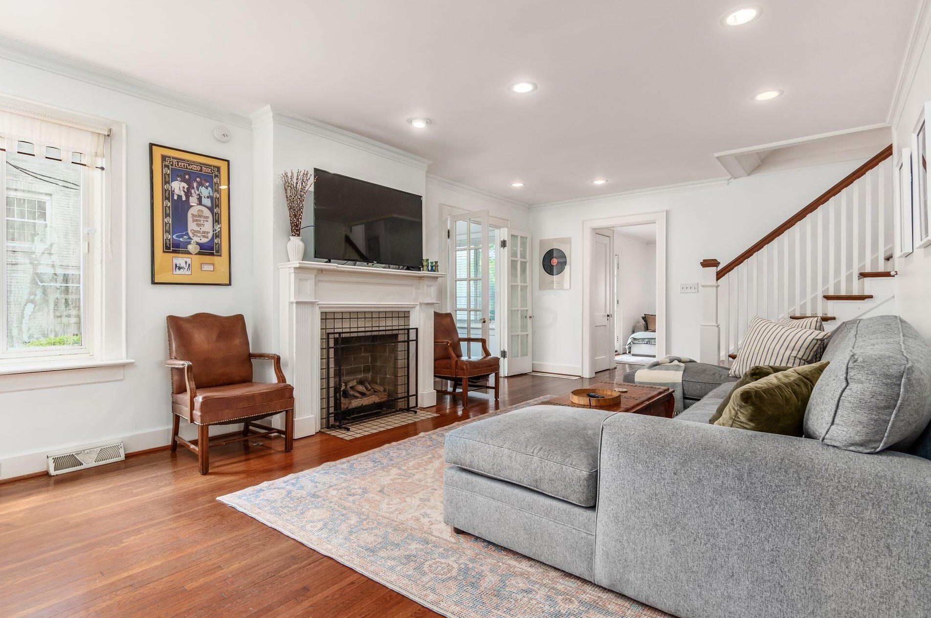 373 Drexel Ave, Columbus OH 43209-1046 exterior