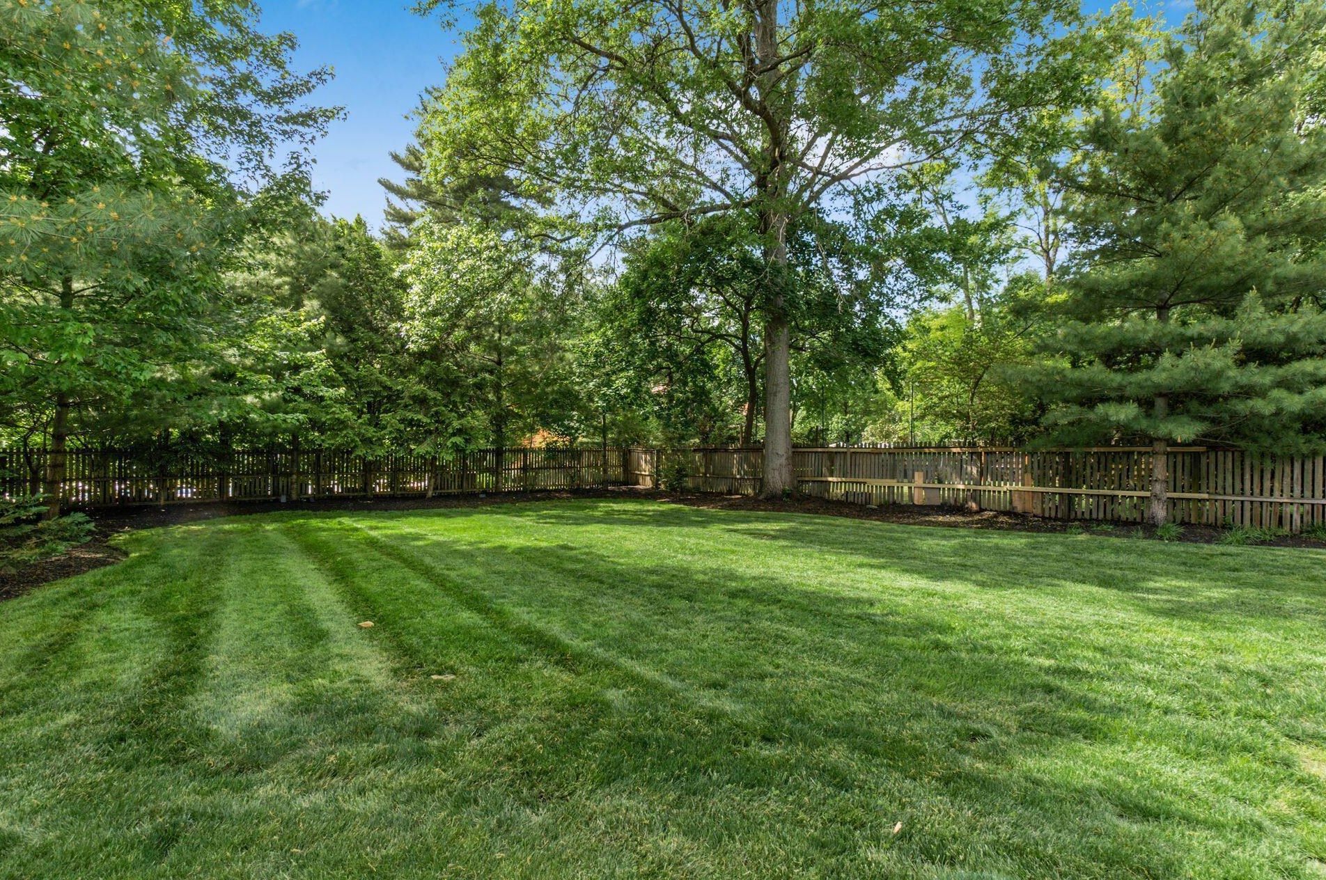 373 Drexel Ave, Columbus OH 43209-1046 exterior